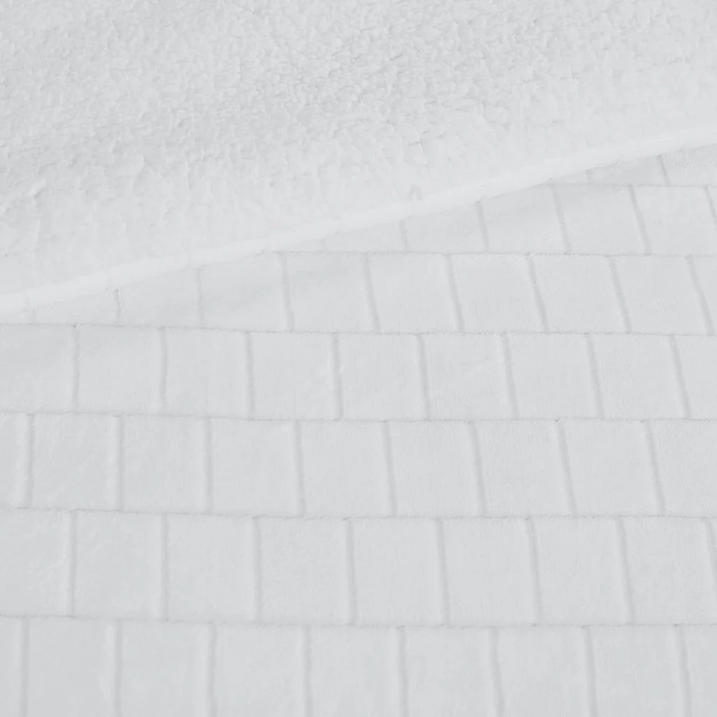 Laurie Plush to Sherpa Comforter Set - Image 7