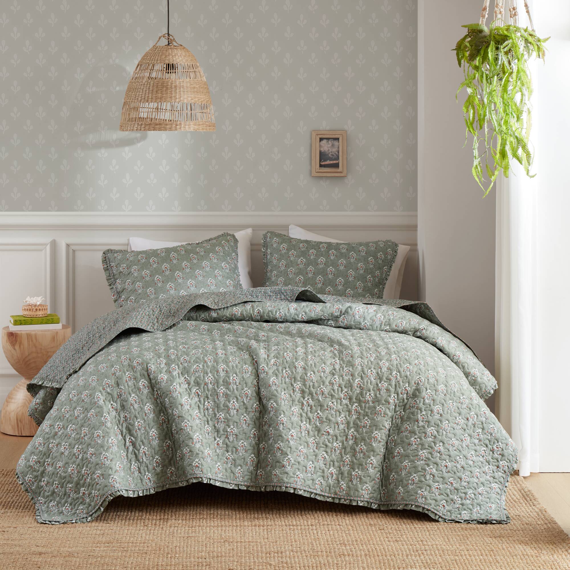 Linwood 3-Piece Ruffle Printed Quilt Set