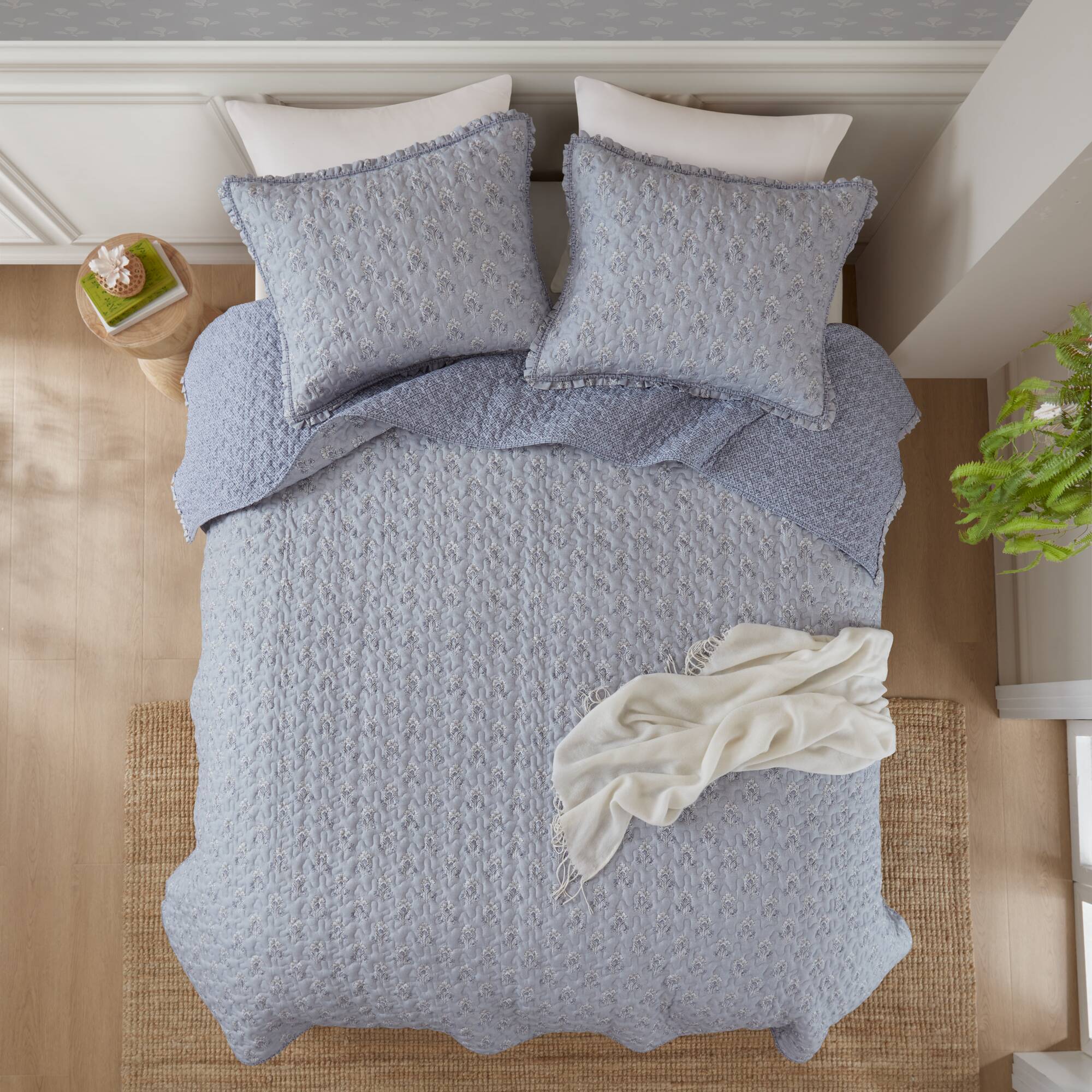 Linwood 3-Piece Ruffle Printed Quilt Set - Image 21