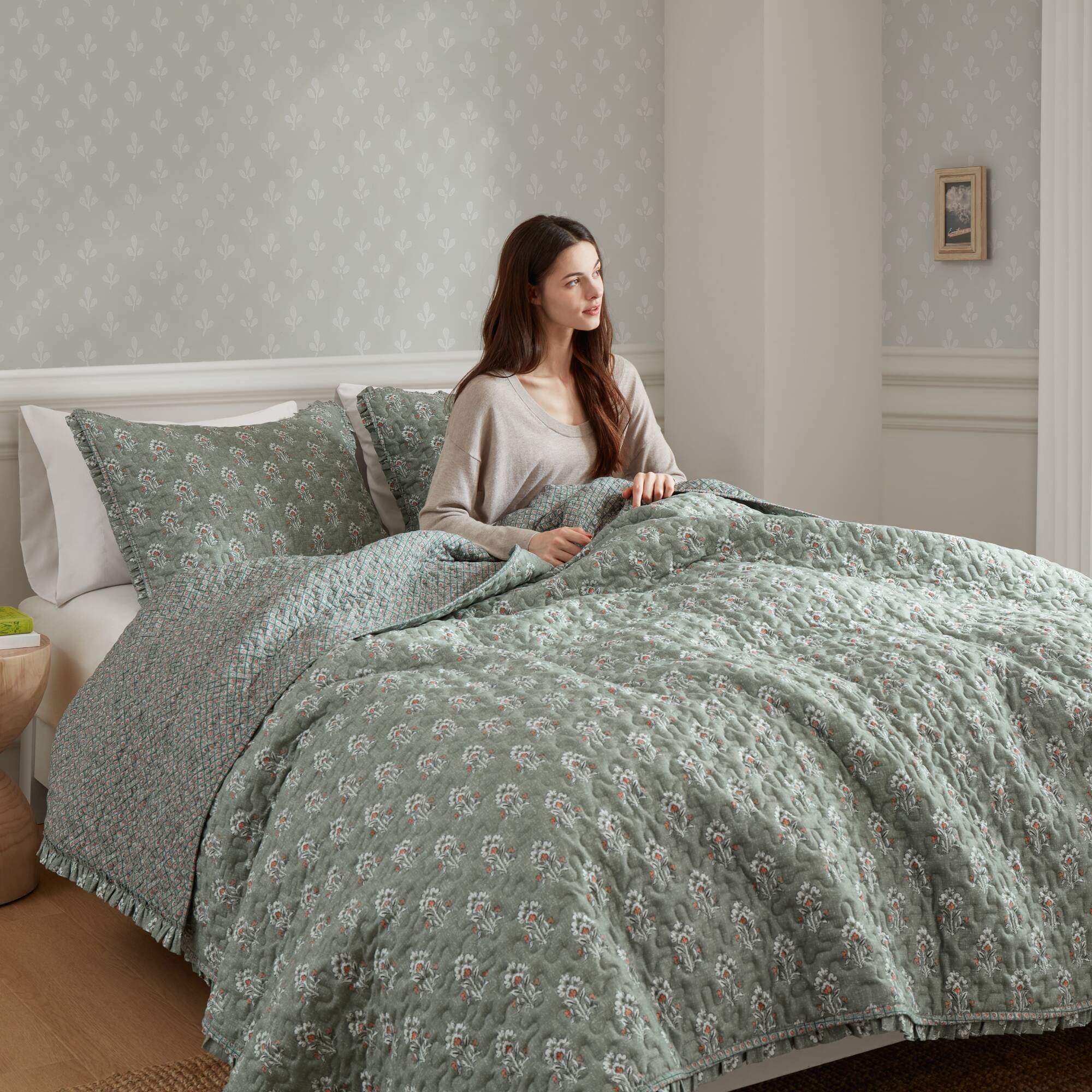 Linwood 3-Piece Ruffle Printed Quilt Set - Image 8