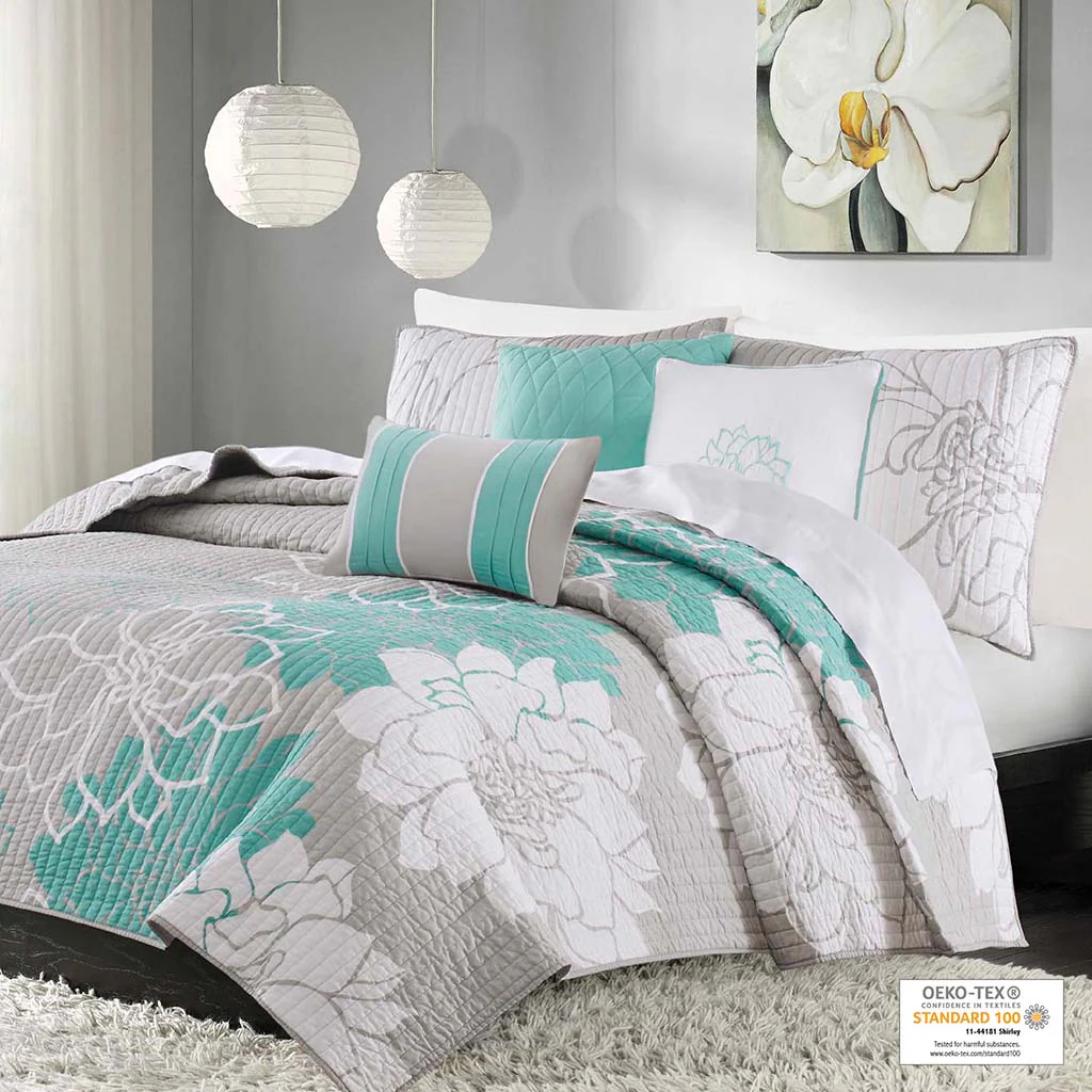 Lola 6-Piece Printed Cotton Quilt Set with Throw Pillows - Image 3
