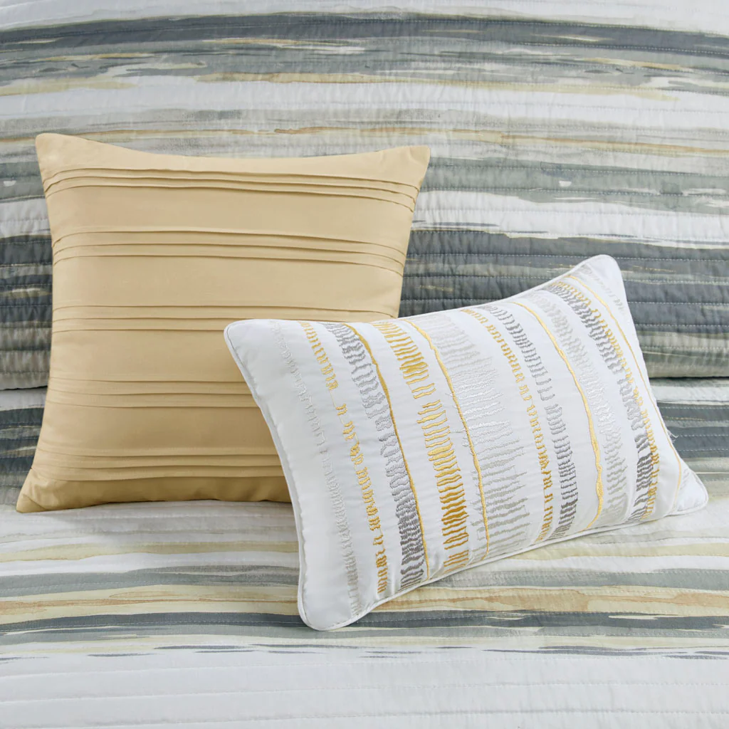 Marina 6-Piece Printed Quilt Set with Throw Pillows - Image 21