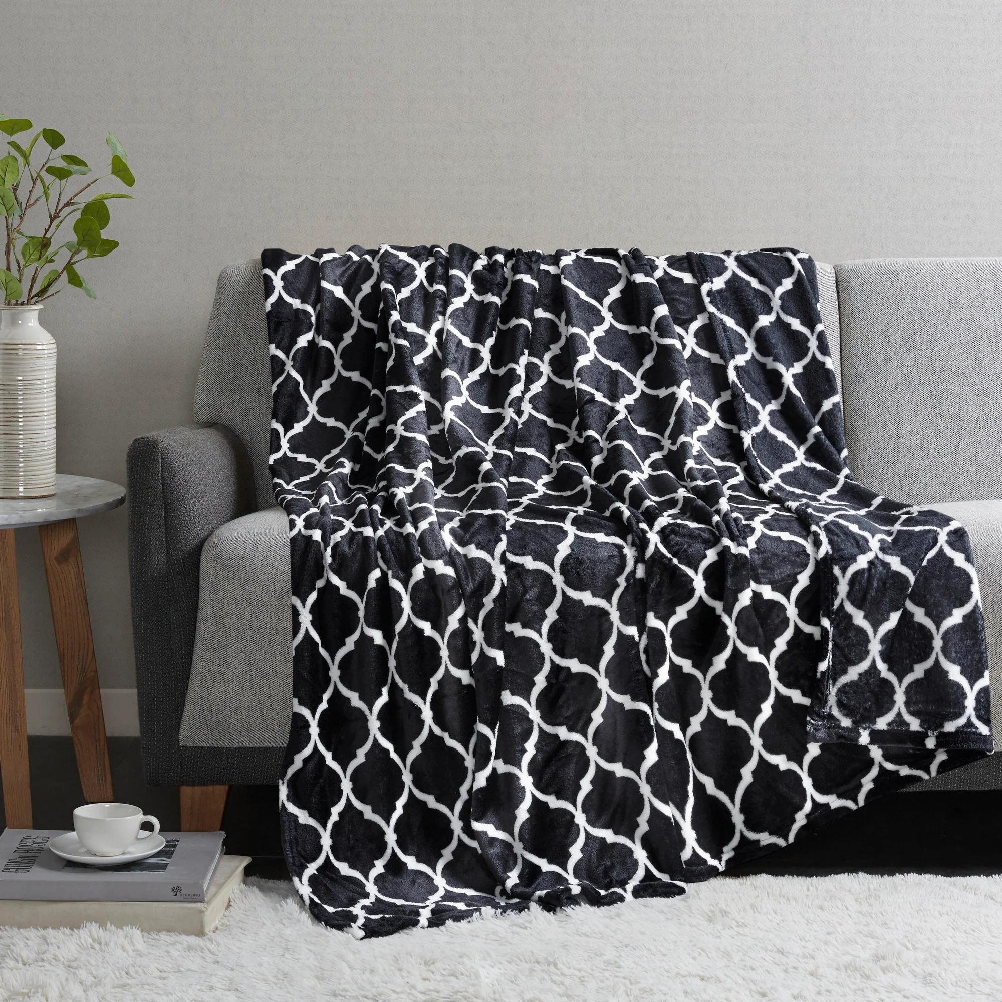 Ogee Oversized Throw - Image 2