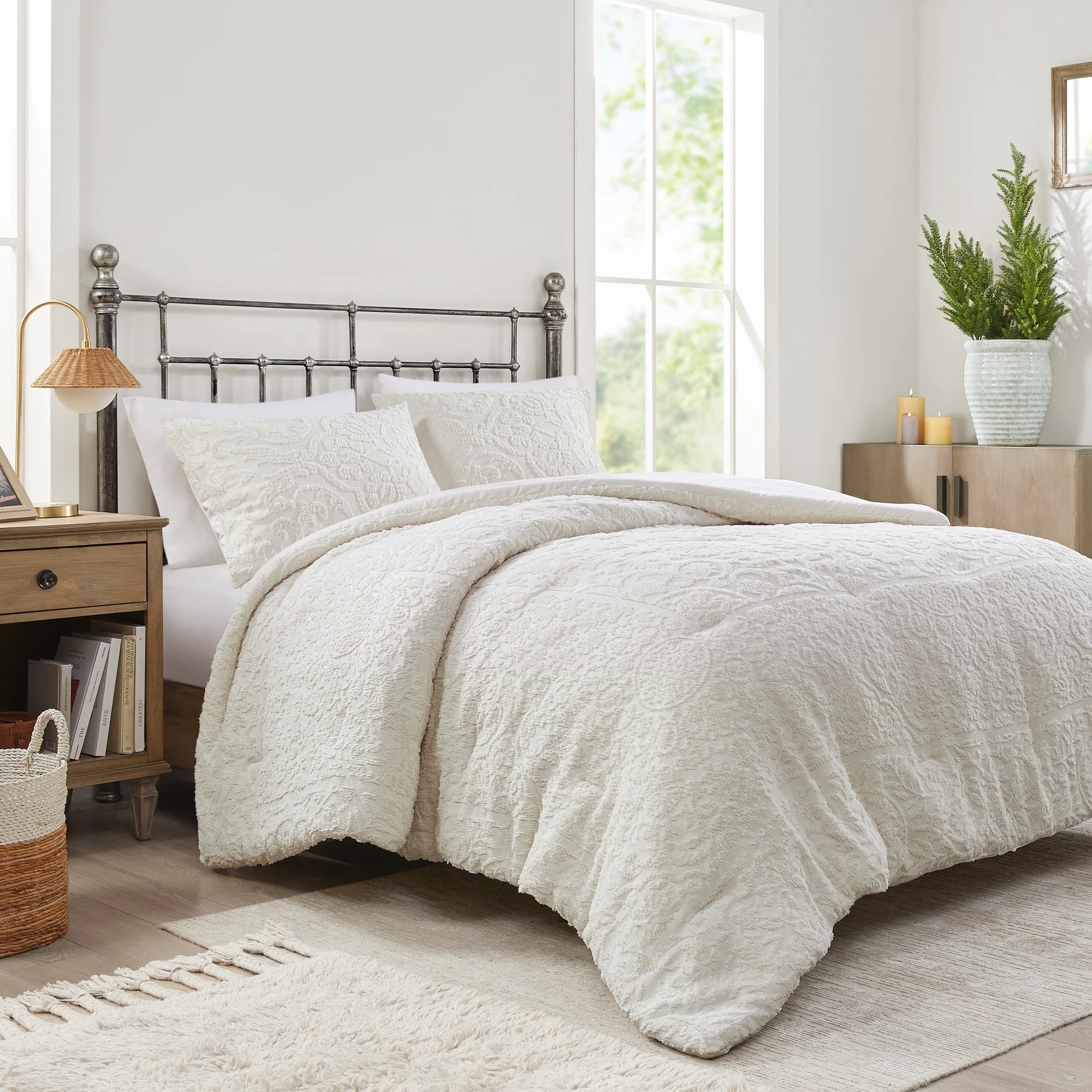 Orly 3-Piece Tufted Woven Comforter Set - Image 4