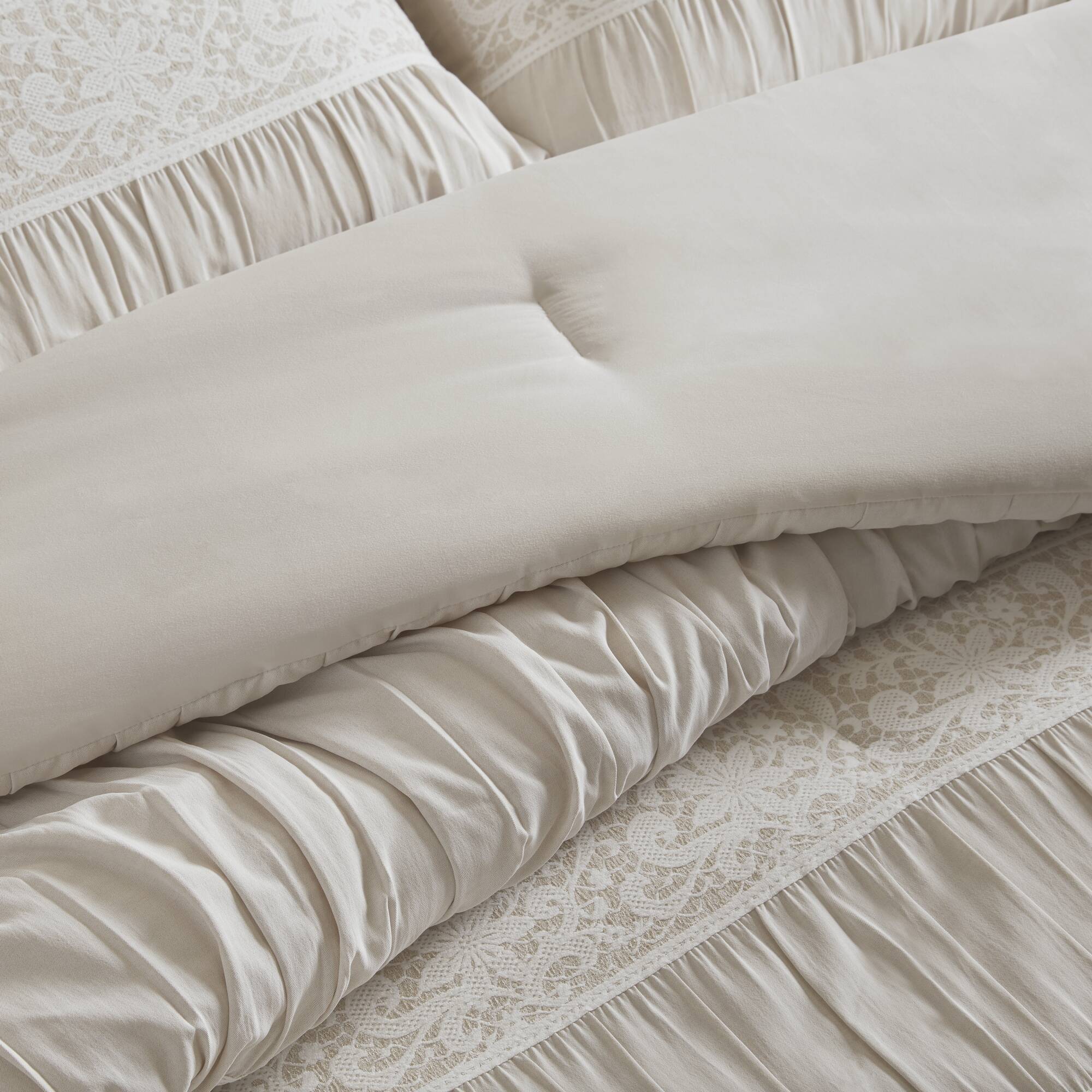 Perryn 7-Piece Jacquard Comforter Set - Image 25