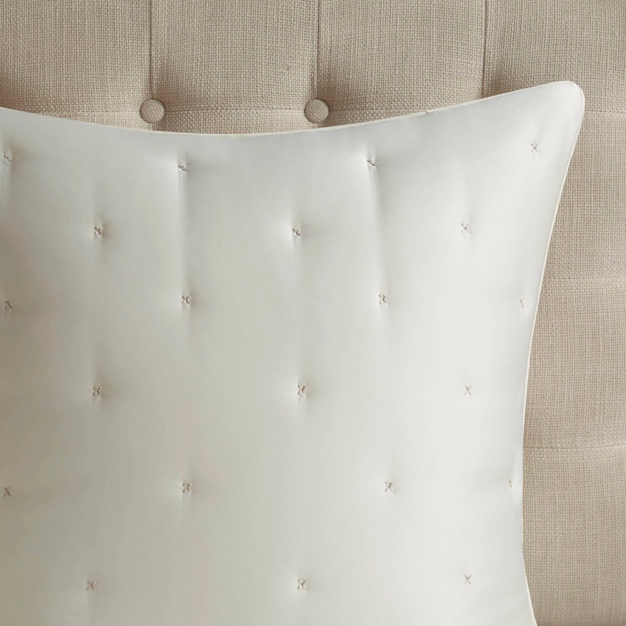 Pescal Oversized Velvet Comforter Set with Euro Shams and Throw Pillows - Image 14
