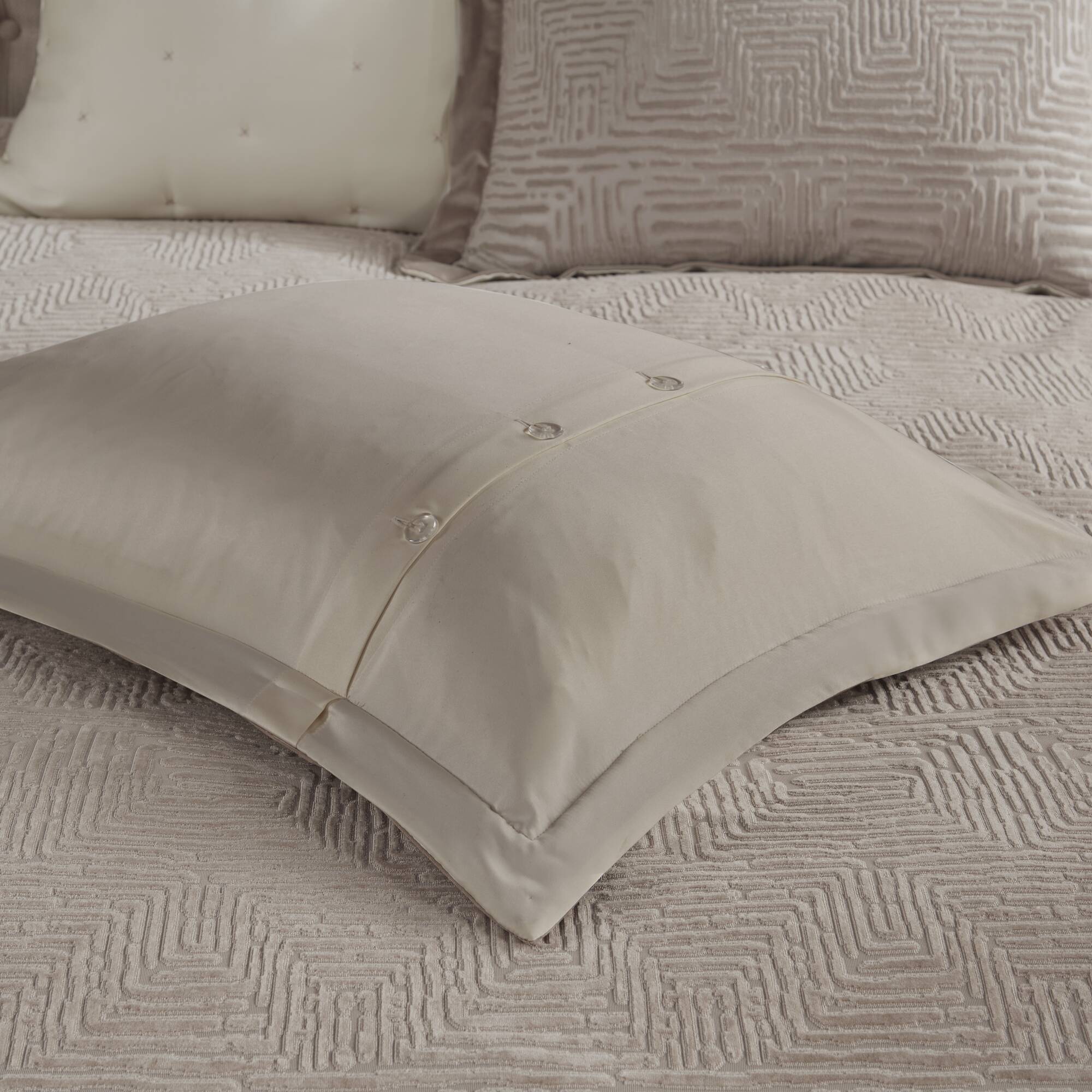 Pescal Oversized Velvet Comforter Set with Euro Shams and Throw Pillows - Image 16