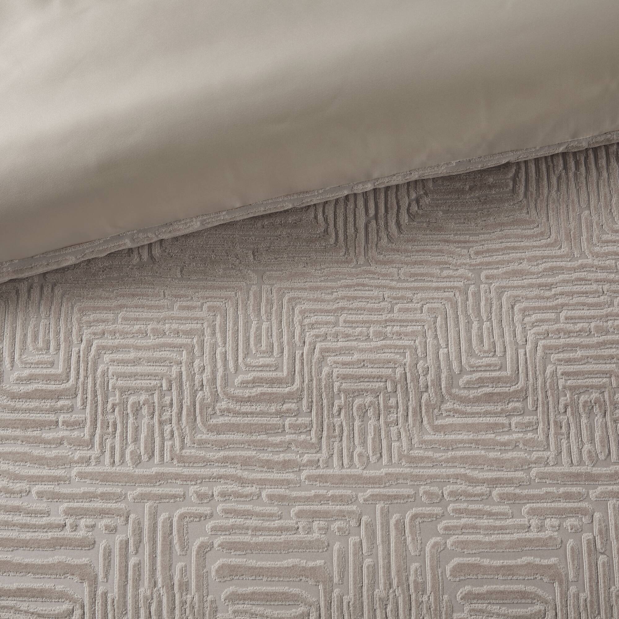 Pescal Oversized Velvet Comforter Set with Euro Shams and Throw Pillows - Image 18