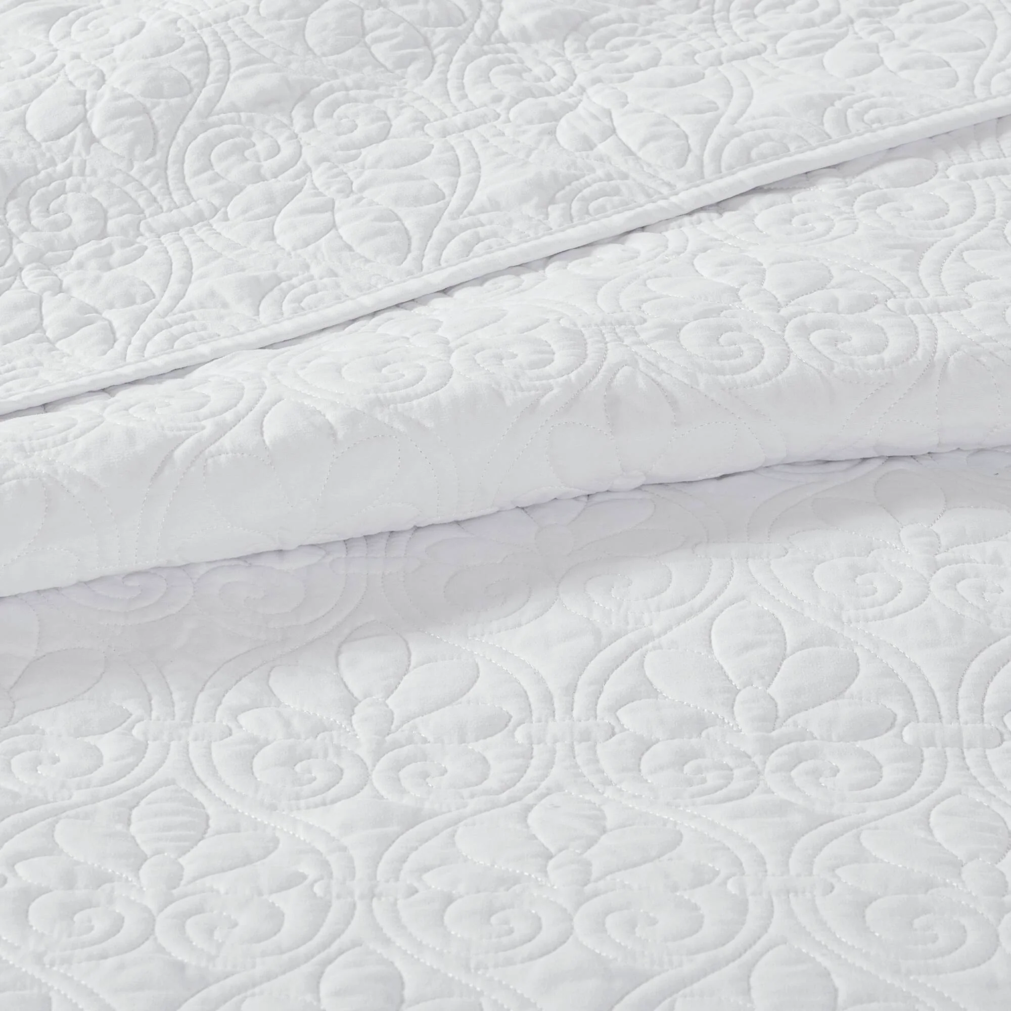 Quebec 3-Piece Reversible Bedspread Set - Image 20