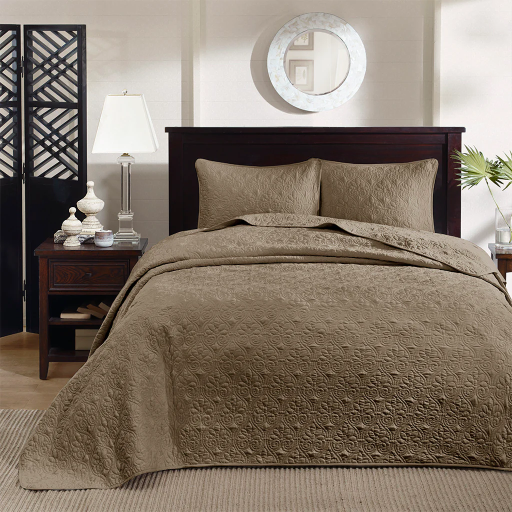 Quebec 3-Piece Reversible Bedspread Set - Image 21