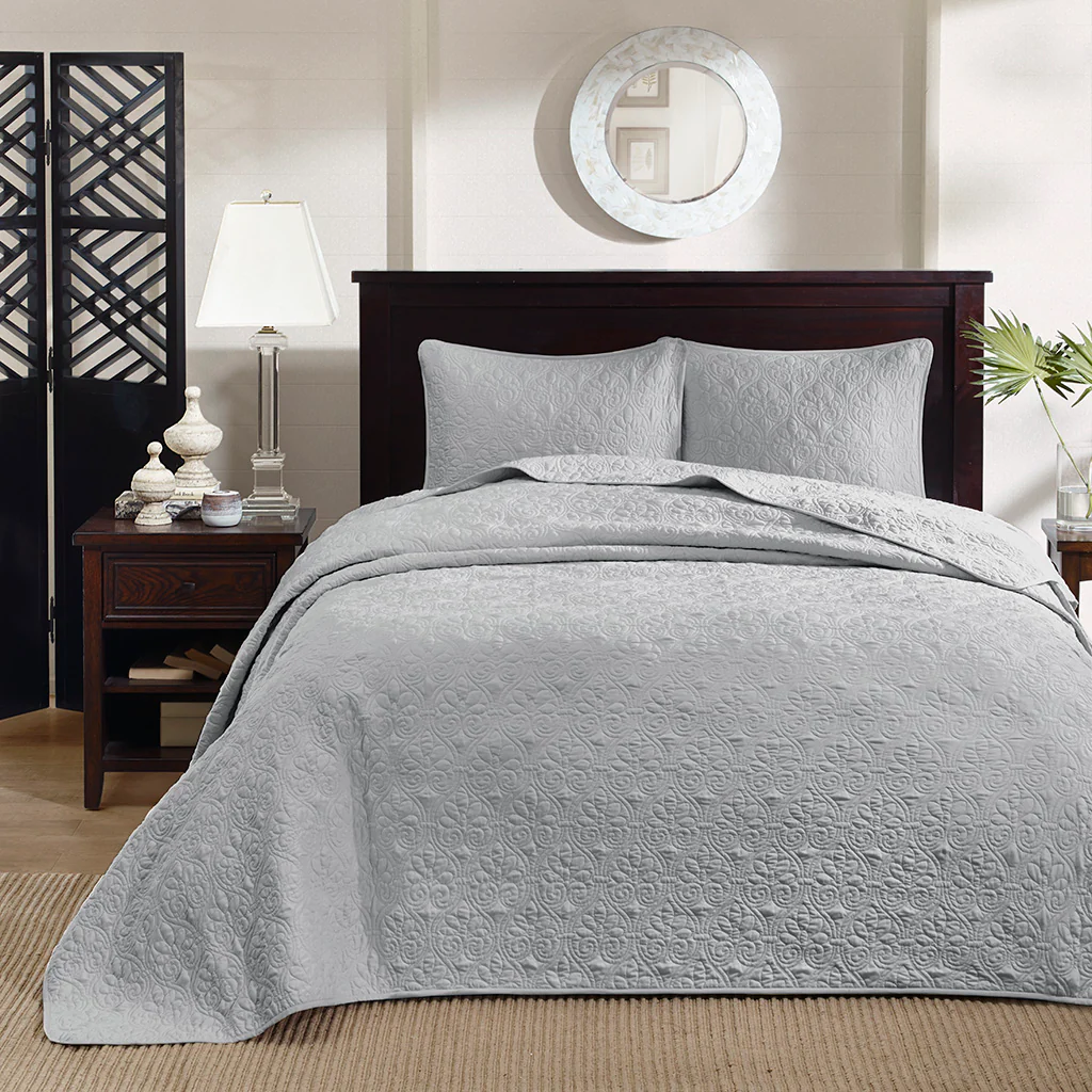 Quebec 3-Piece Reversible Bedspread Set - Image 35