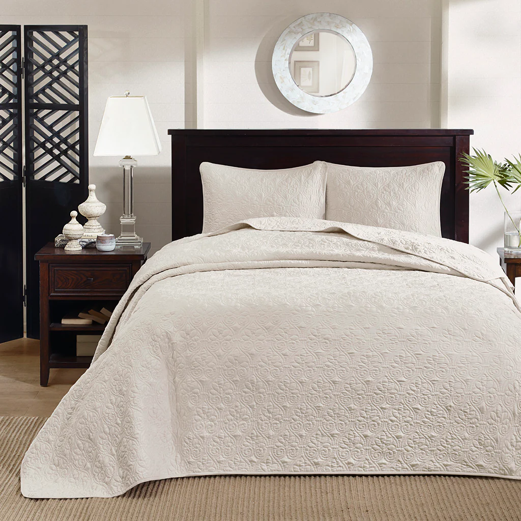 Quebec 3-Piece Reversible Bedspread Set - Image 38