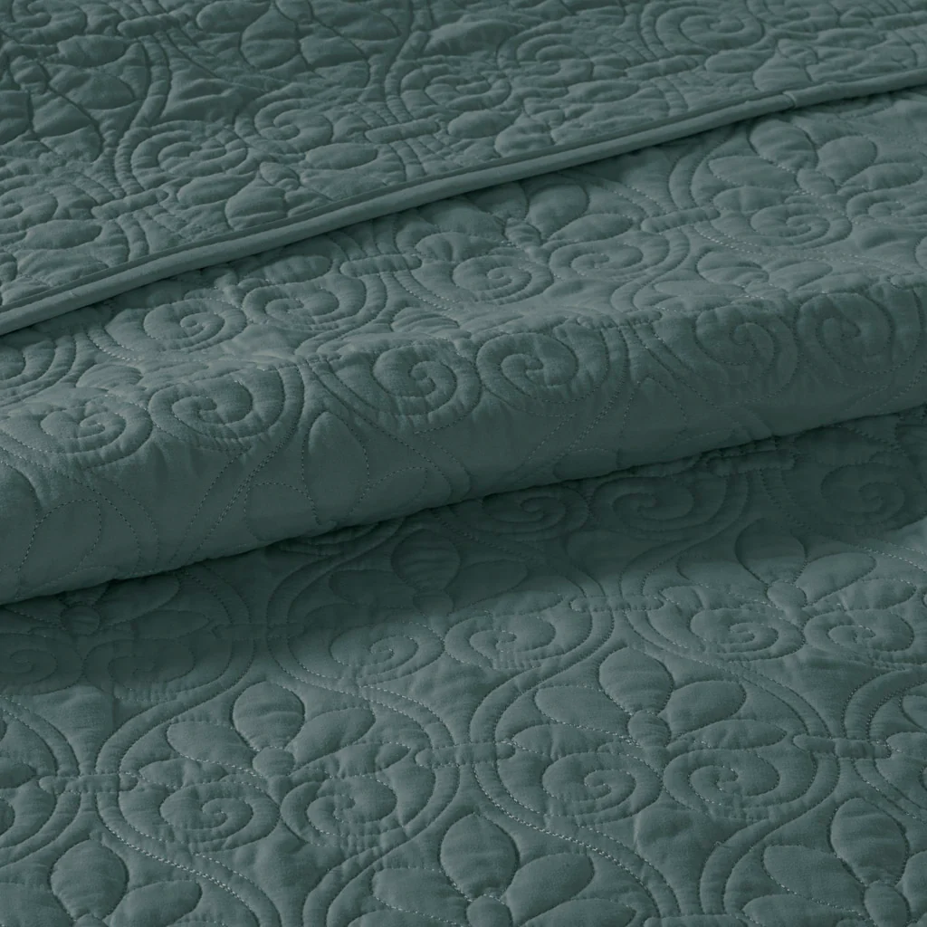 Quebec 3-Piece Reversible Bedspread Set - Image 49