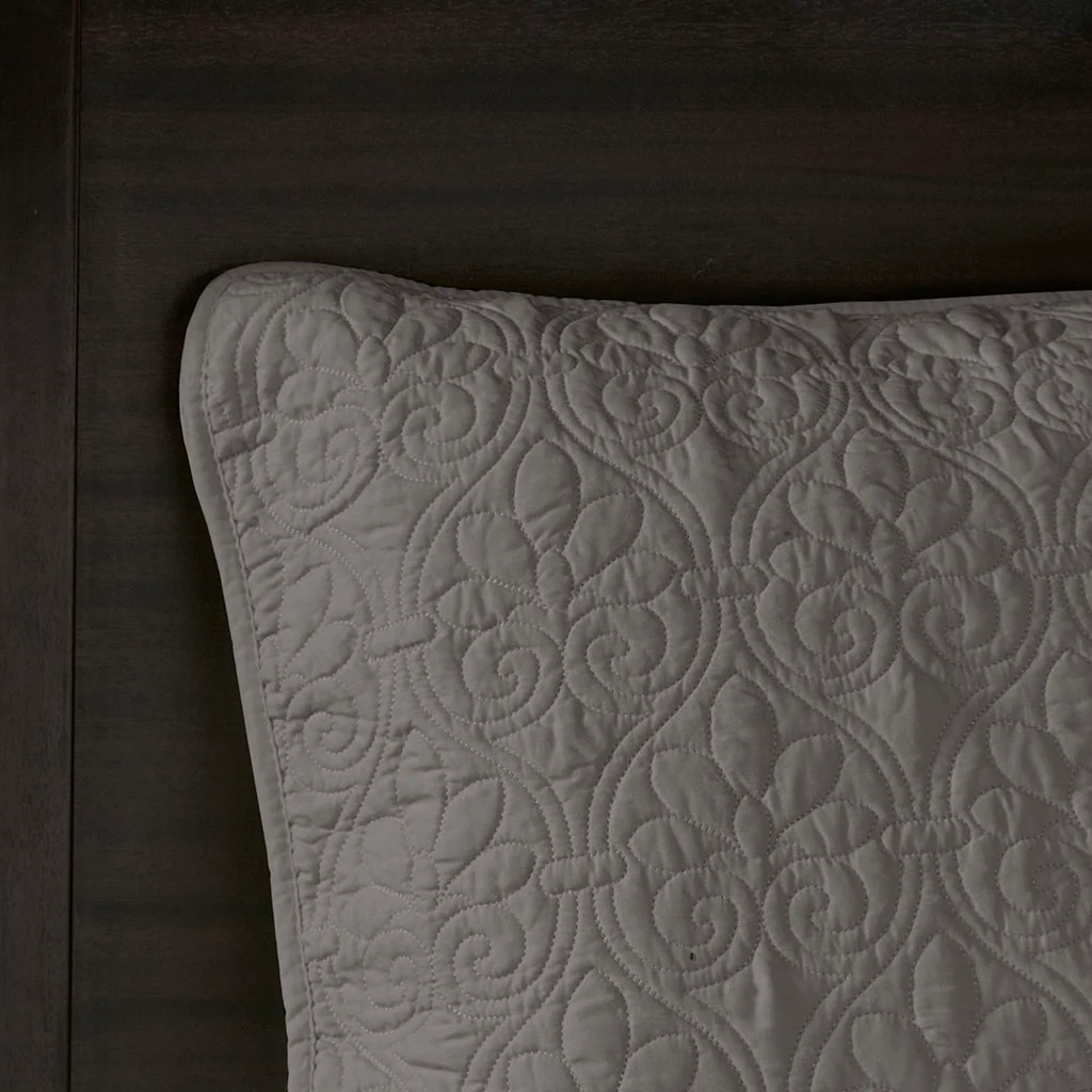 Quebec 3-Piece Reversible Bedspread Set - Image 80
