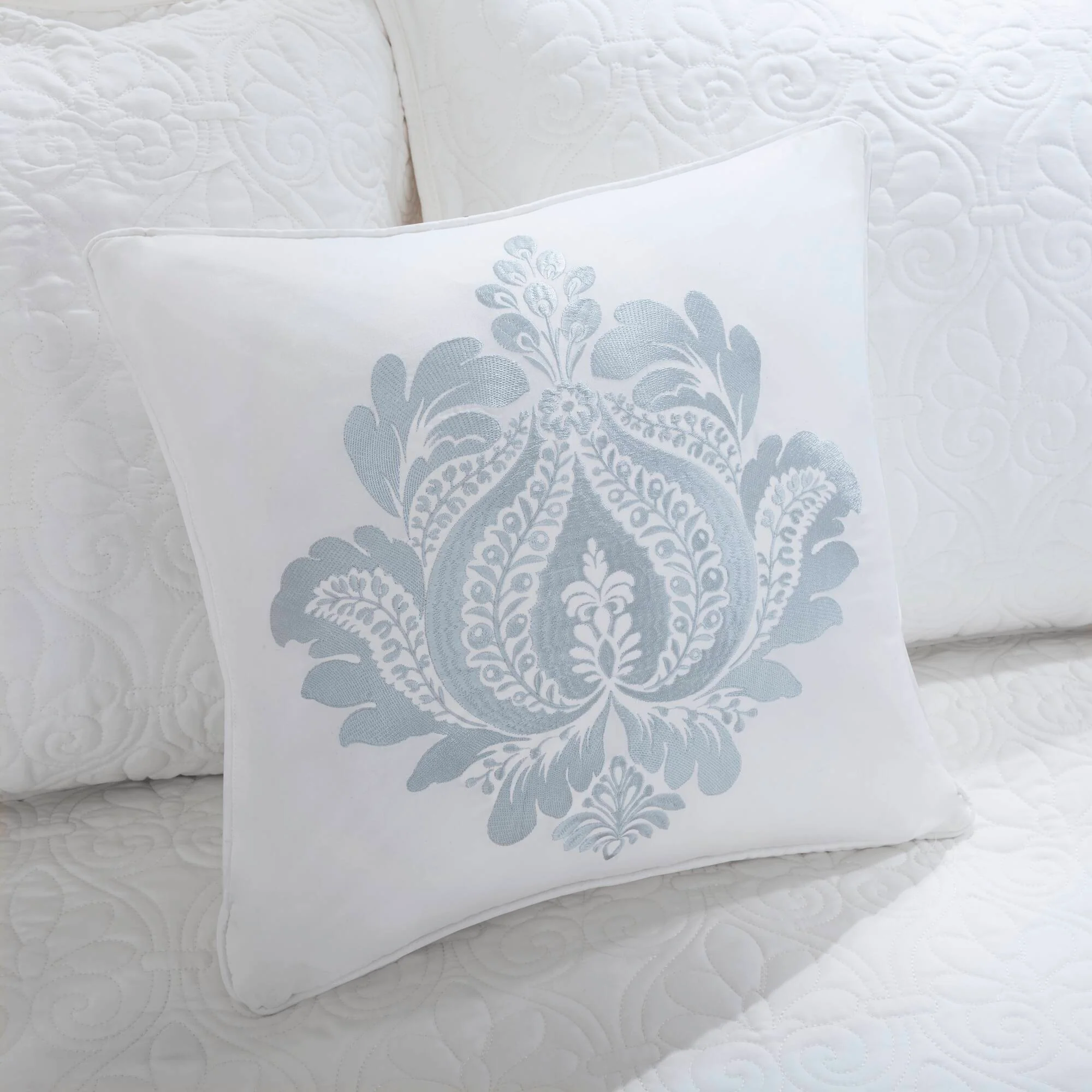 Quebec 6-Piece Reversible Daybed Cover Set - Image 23