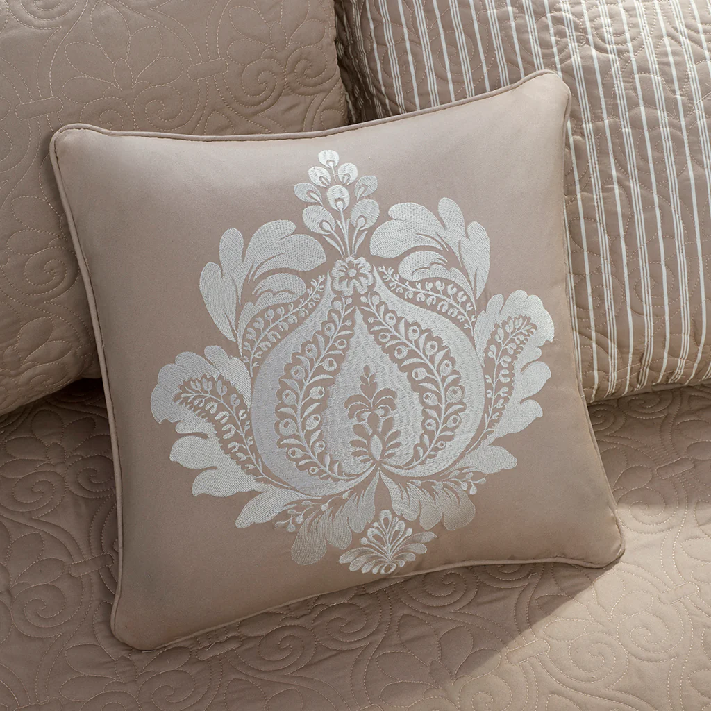 Quebec 6-Piece Reversible Daybed Cover Set - Image 25