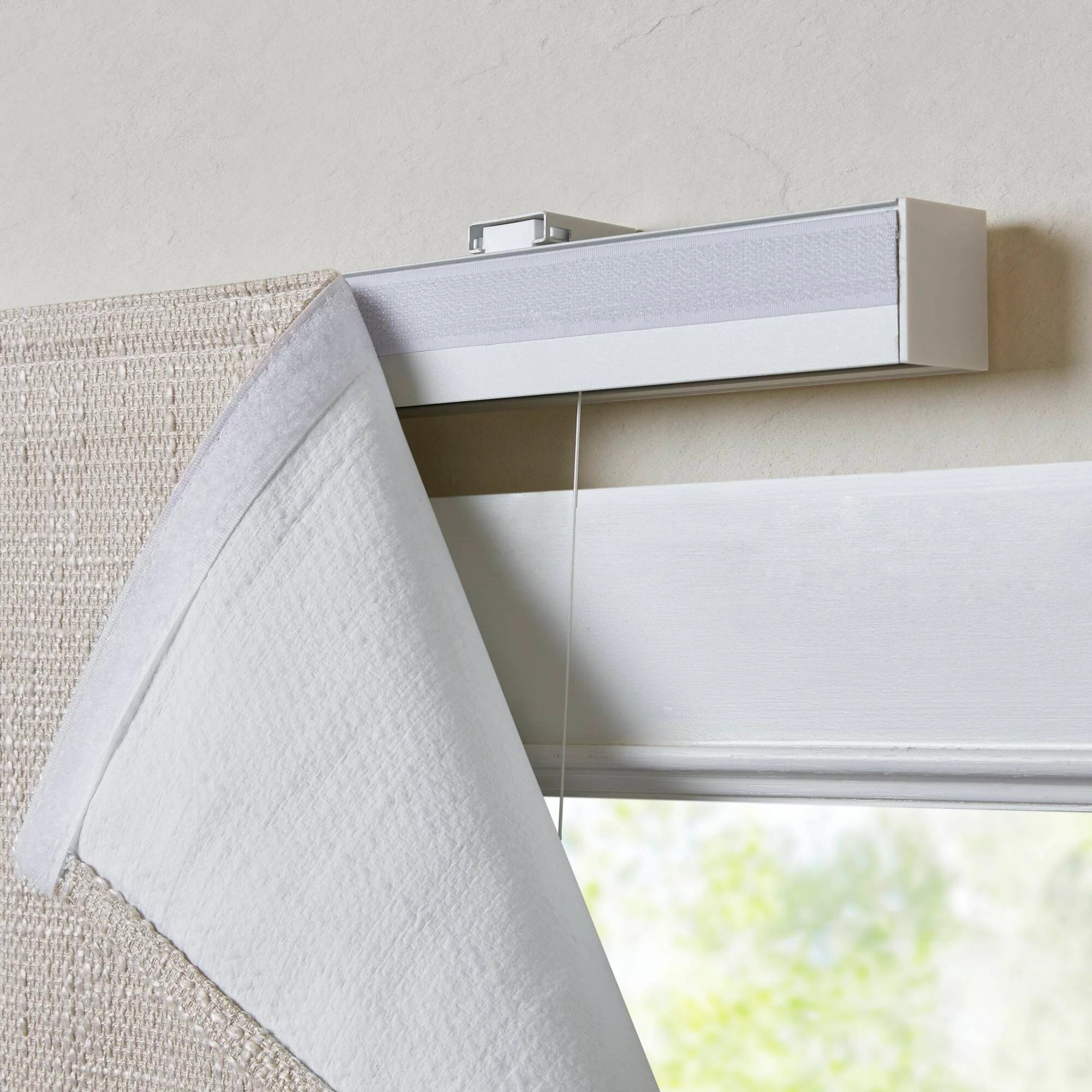 Quincy Total Blackout Cordless Roman Shade - Image 38