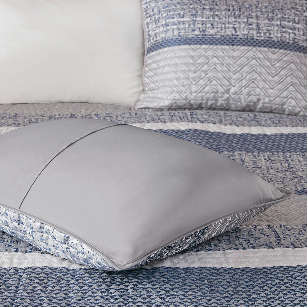 Rhapsody 6-Piece Reversible Jacquard Quilt Set with Throw Pillows - Image 29