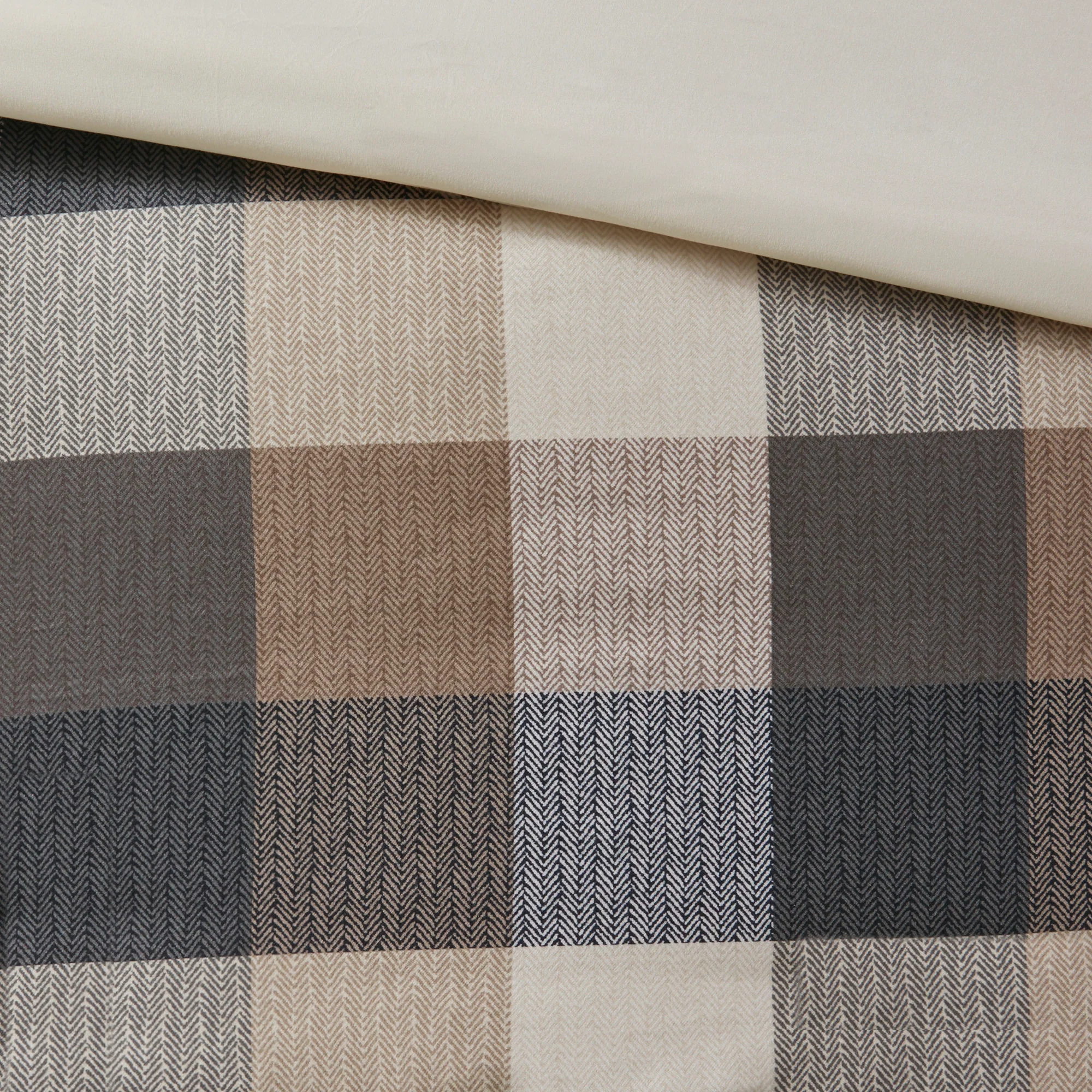 Ridge 6-Piece Herringbone Duvet Cover Set - Image 22