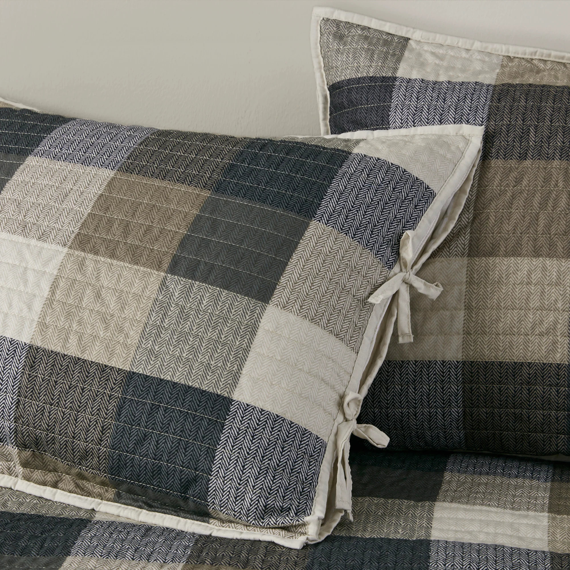 Ridge 6-Piece Reversible Plaid Daybed Cover Set - Image 41