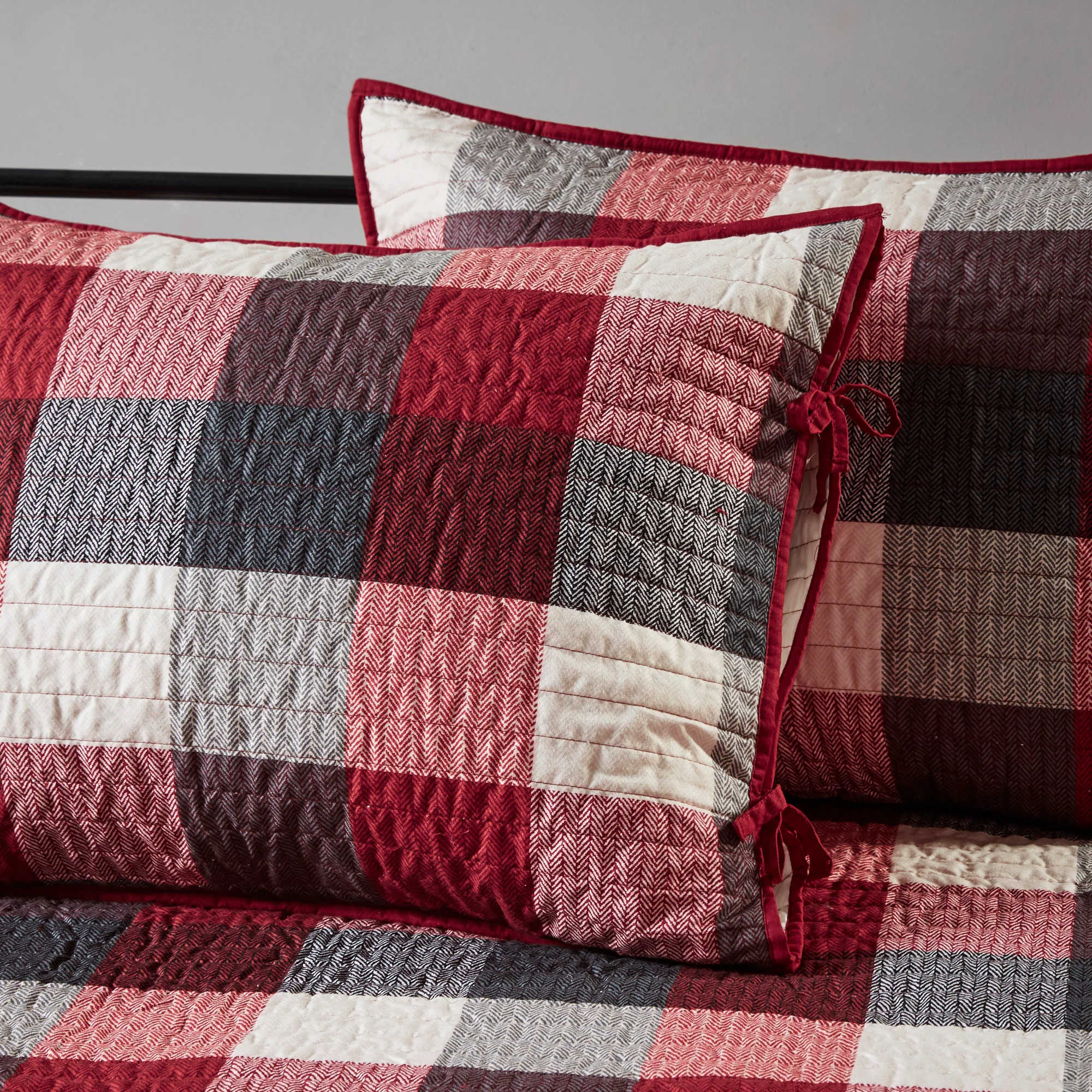 Ridge 6-Piece Reversible Plaid Daybed Cover Set - Image 6