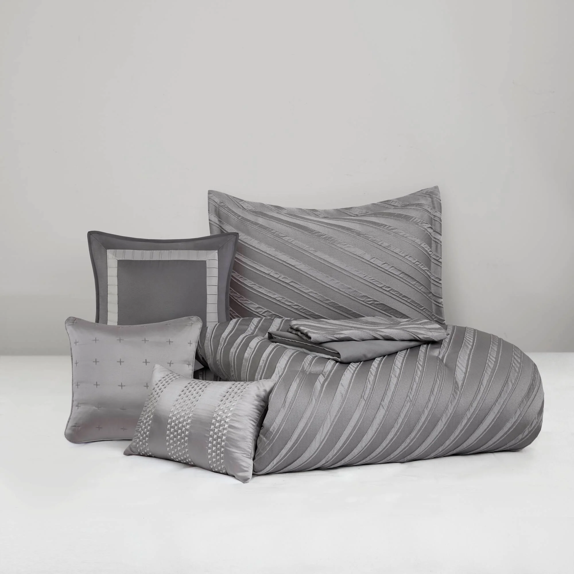 Riva 7-Piece Comforter Set - Image 17
