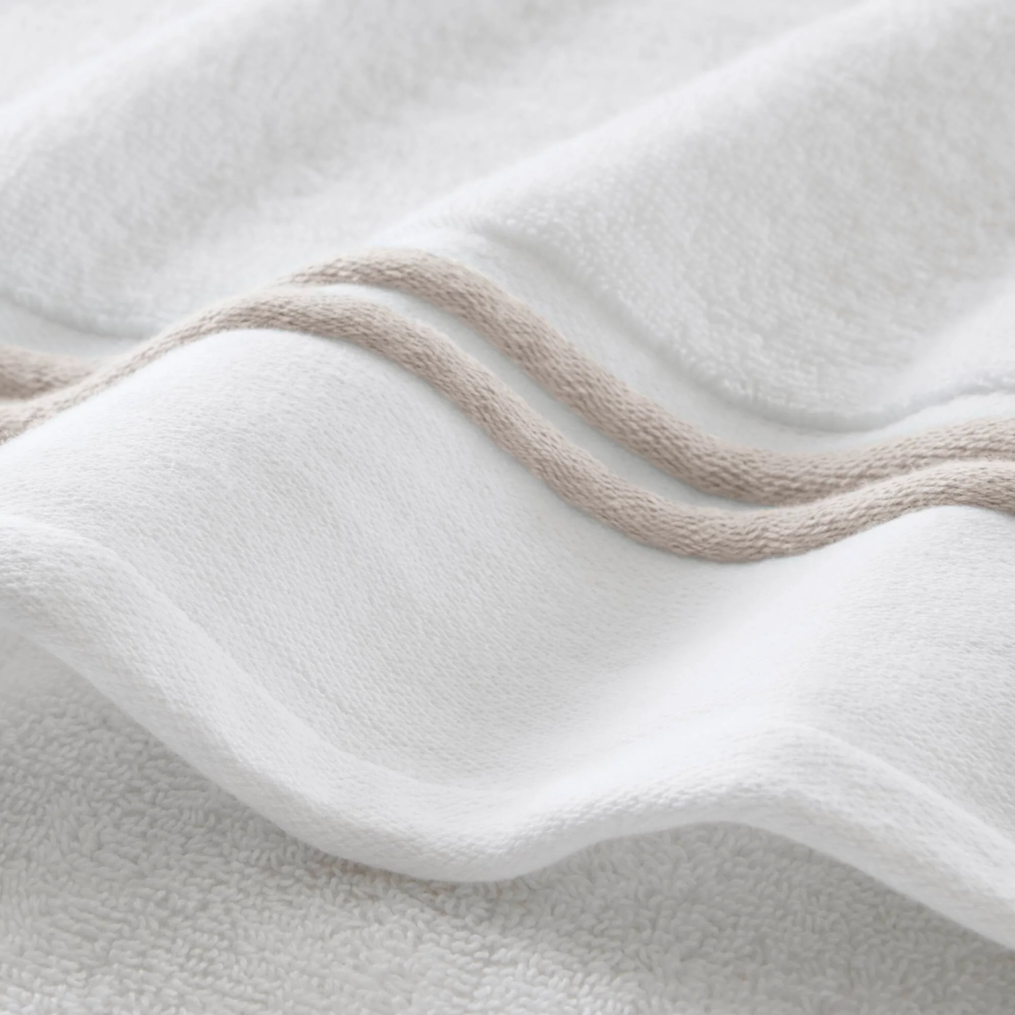 Roan Border 6-Piece Towel Set - Image 13