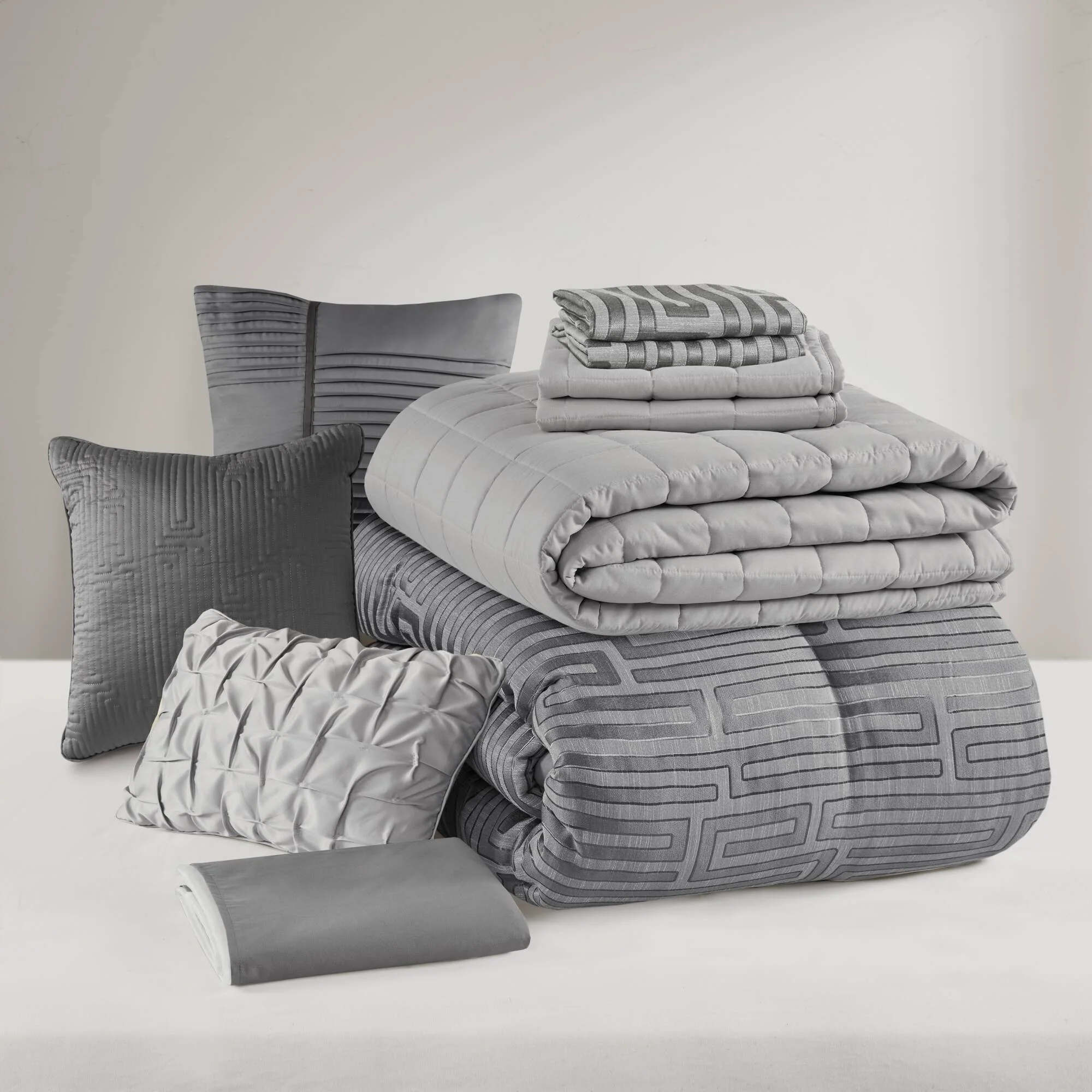 Royce 10-Piece Luxury Jacquard Comforter Set - Image 28