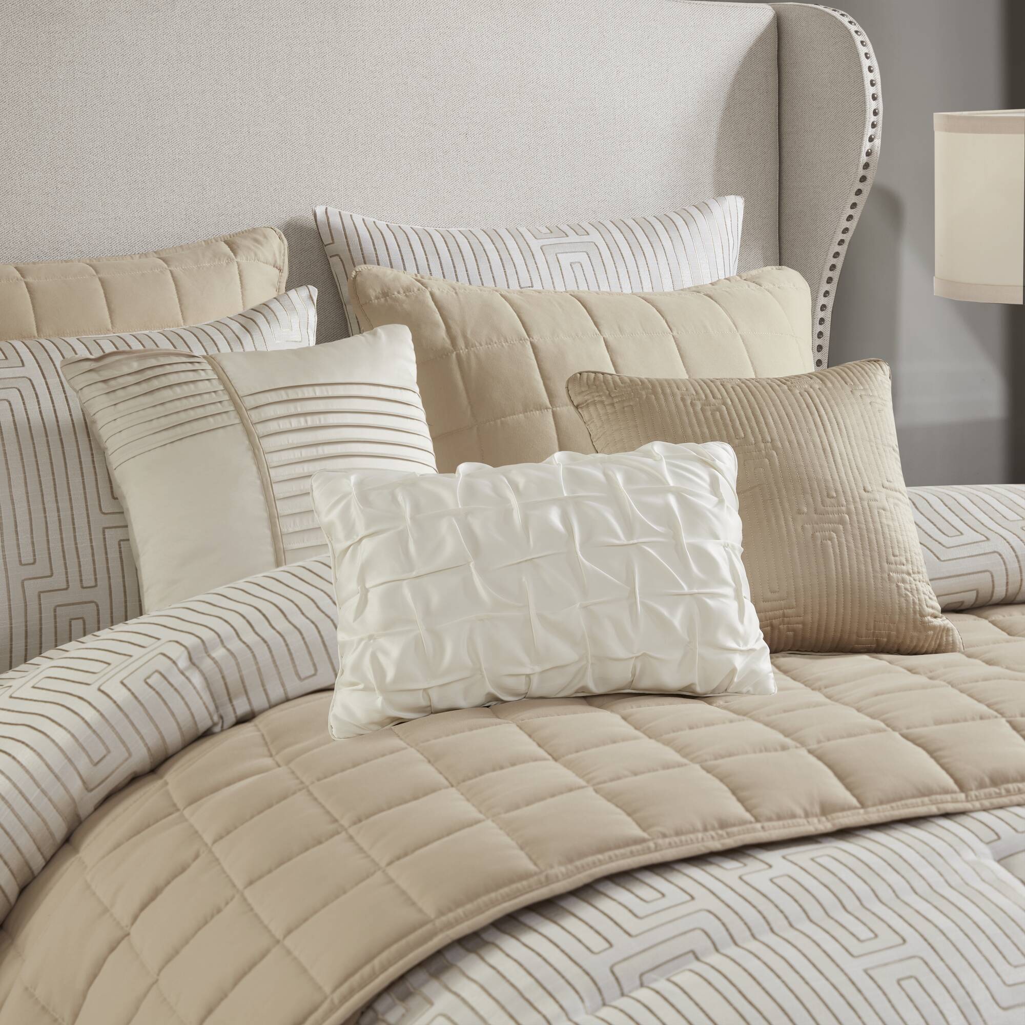 Royce 10-Piece Luxury Jacquard Comforter Set - Image 7
