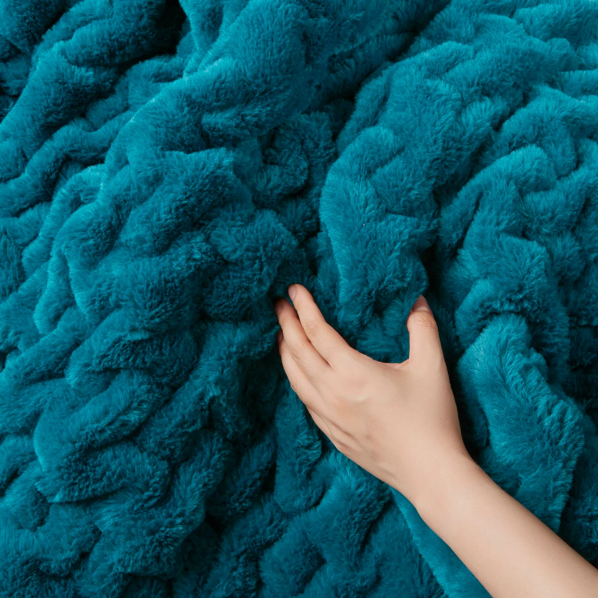 Ruched Fur 100% Polyester Real Tie Dye Throw - Image 23