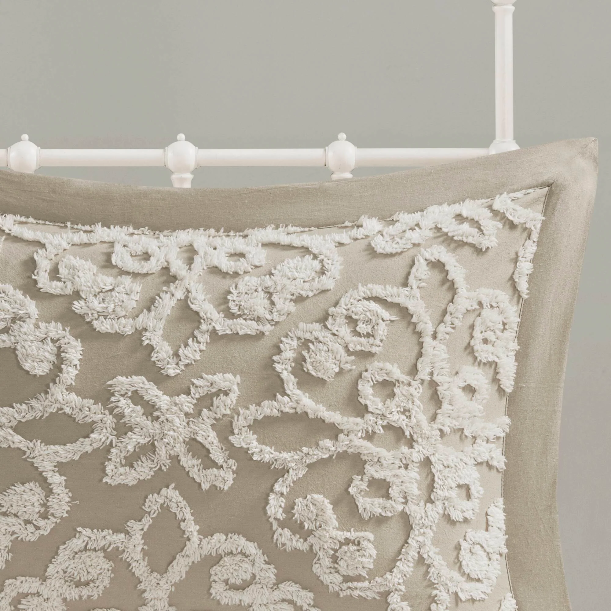 Sabrina 3-Piece Tufted Cotton  bedspread  set - Image 10