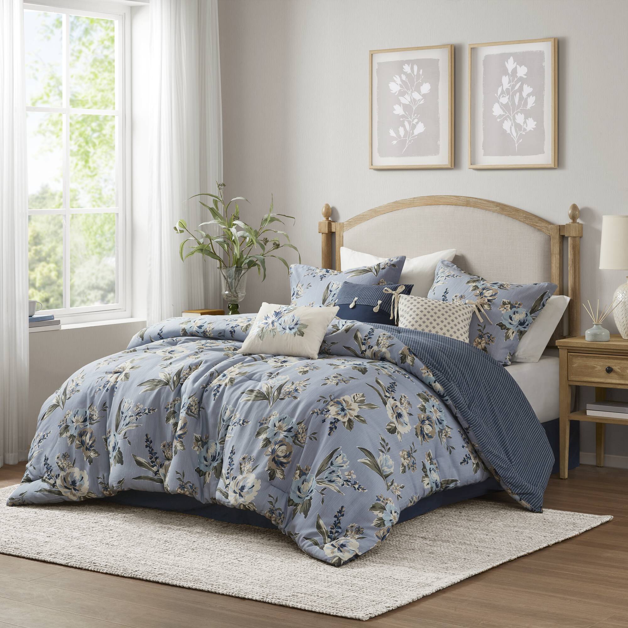 Salara 7-Piece Vintage Floral Comforter Set - Image 2