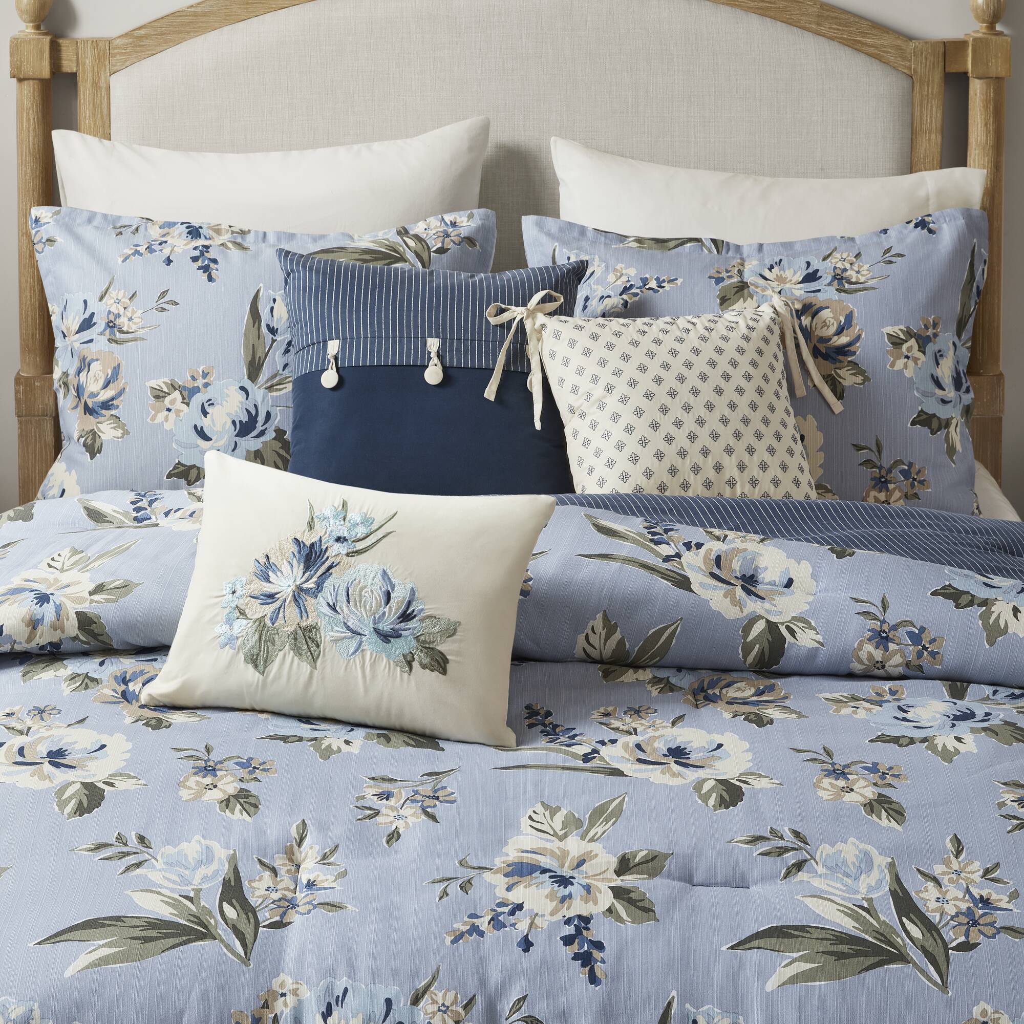 Salara 7-Piece Vintage Floral Comforter Set - Image 6