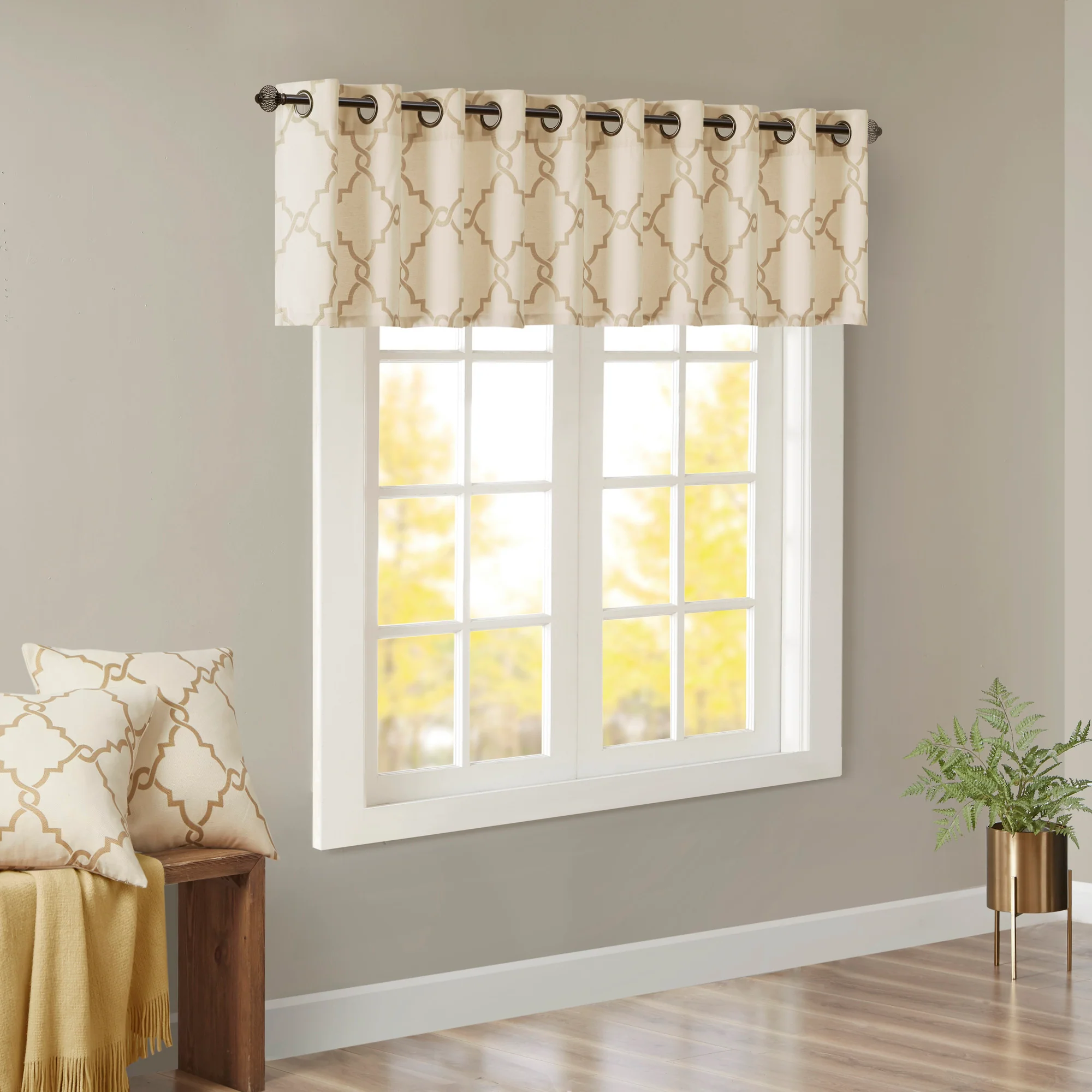 Saratoga Fretwork Print Grommet Top Window Valance - Image 13