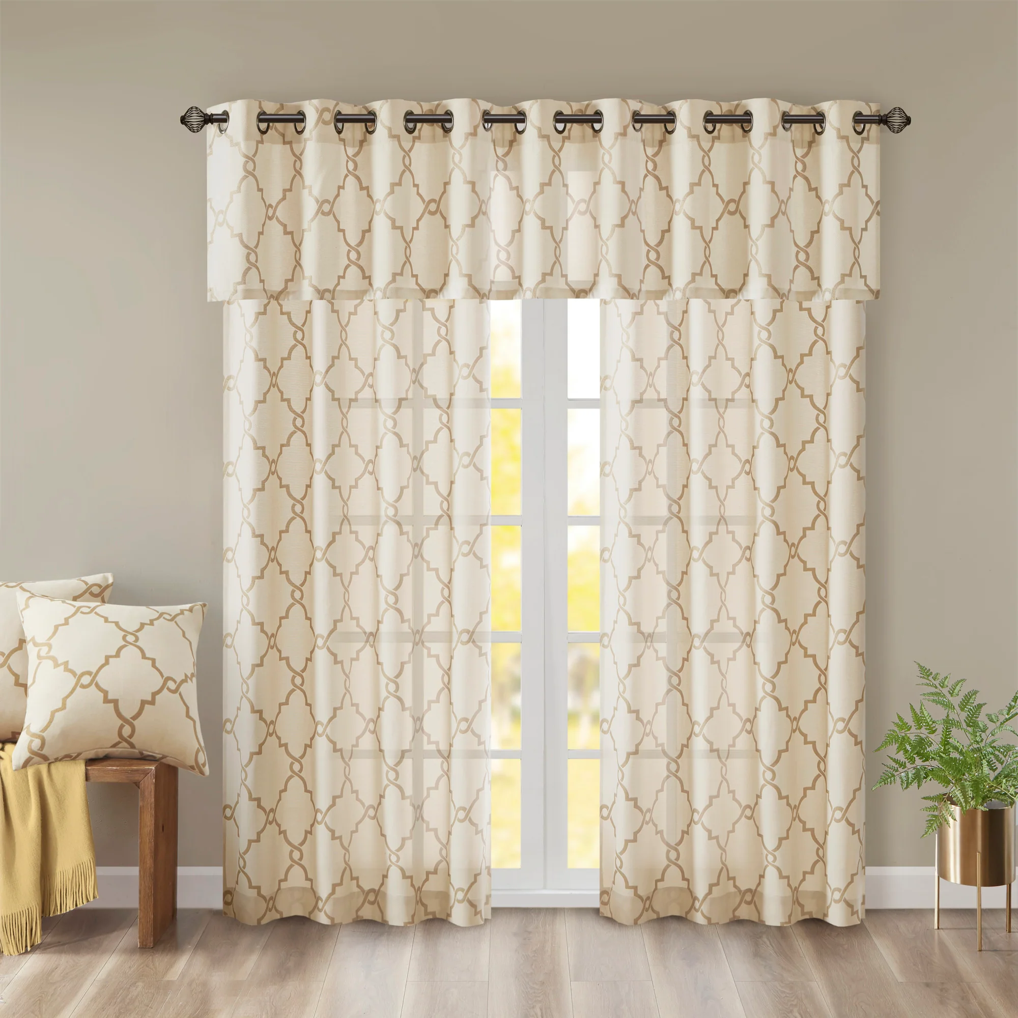 Saratoga Fretwork Print Grommet Top Window Valance - Image 16