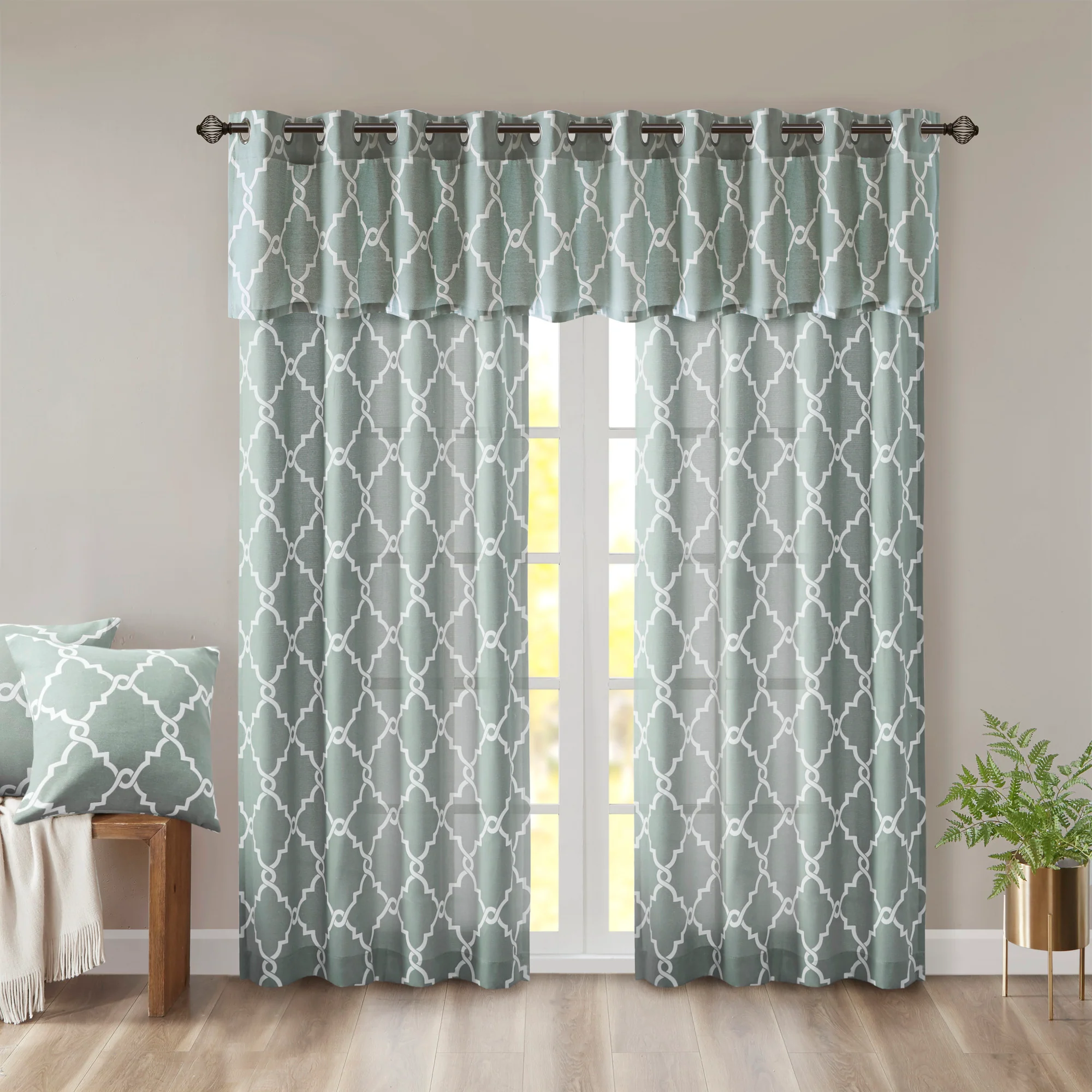 Saratoga Fretwork Print Grommet Top Window Valance - Image 17