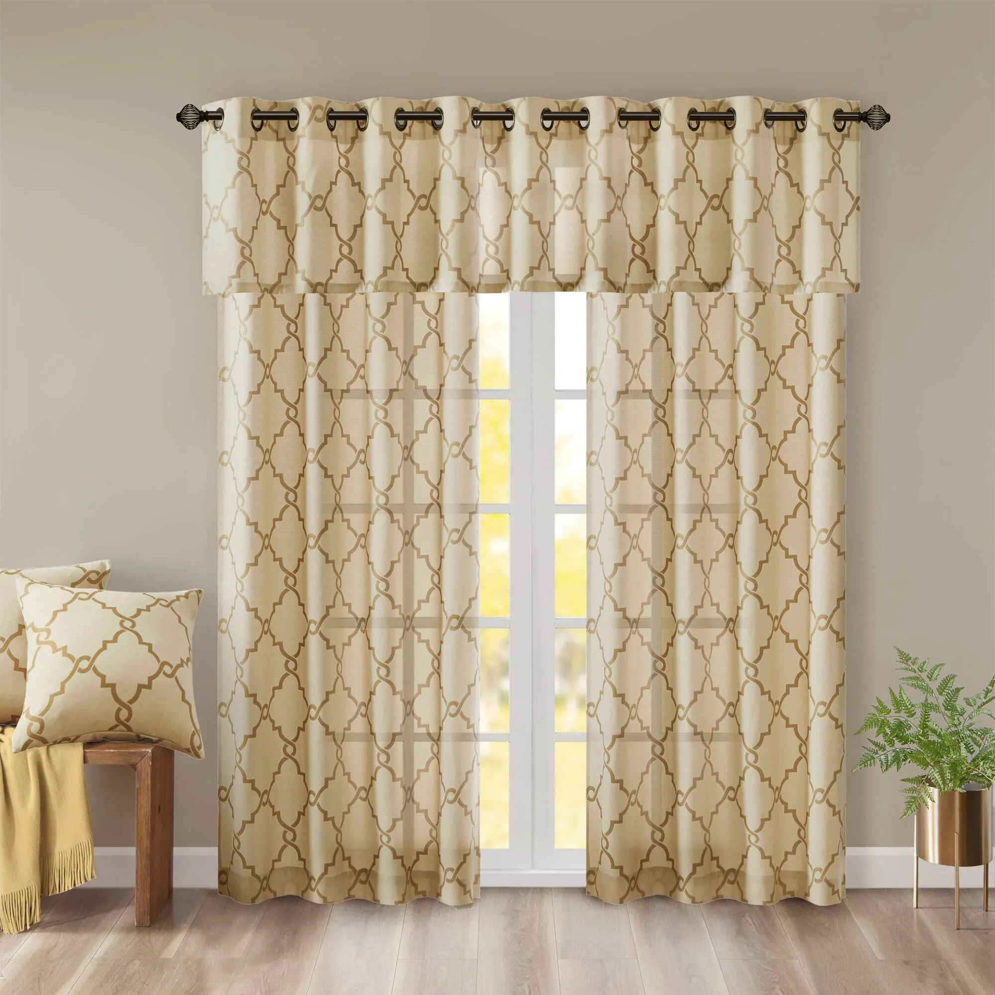 Saratoga Fretwork Print Grommet Top Window Valance - Image 20