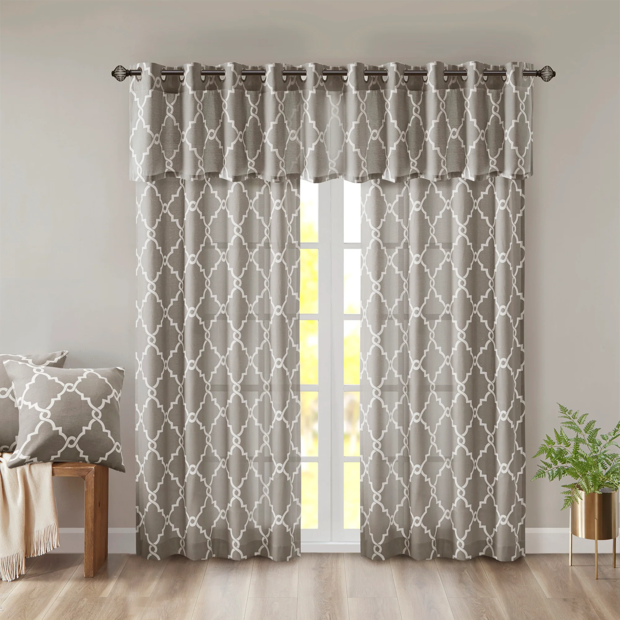 Saratoga Fretwork Print Grommet Top Window Valance - Image 22