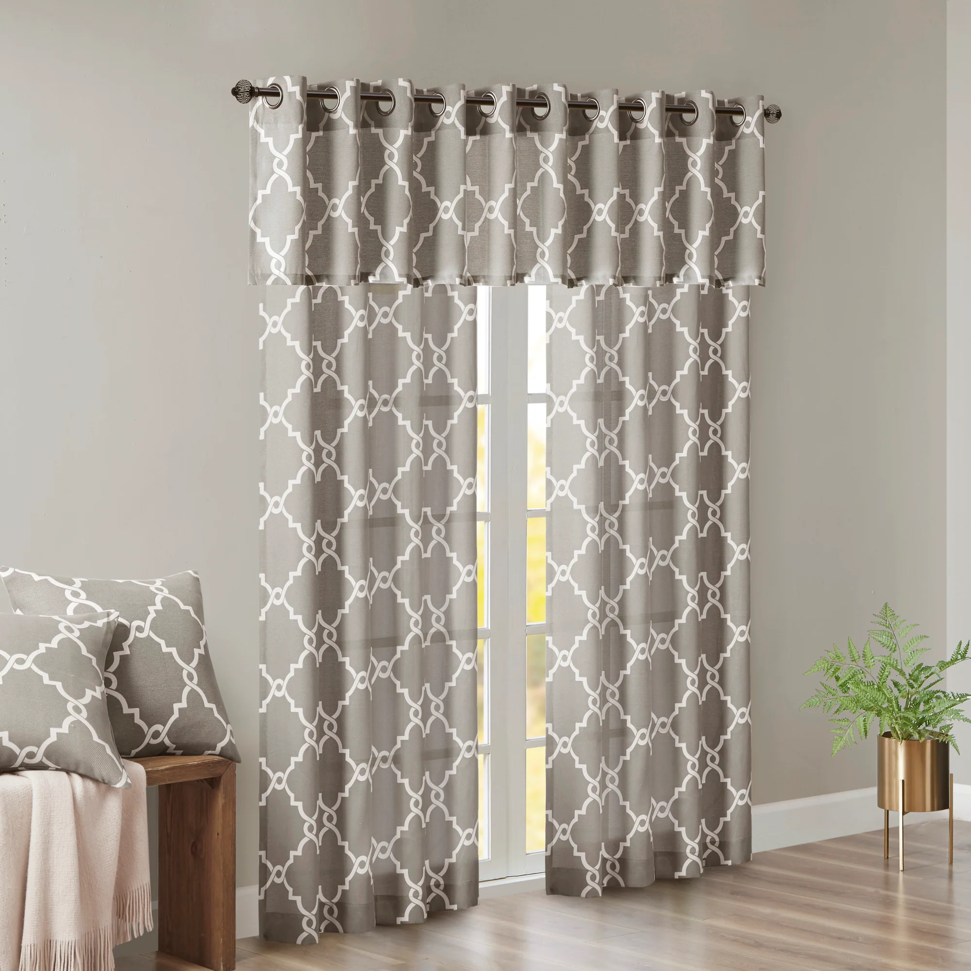 Saratoga Fretwork Print Grommet Top Window Valance - Image 26