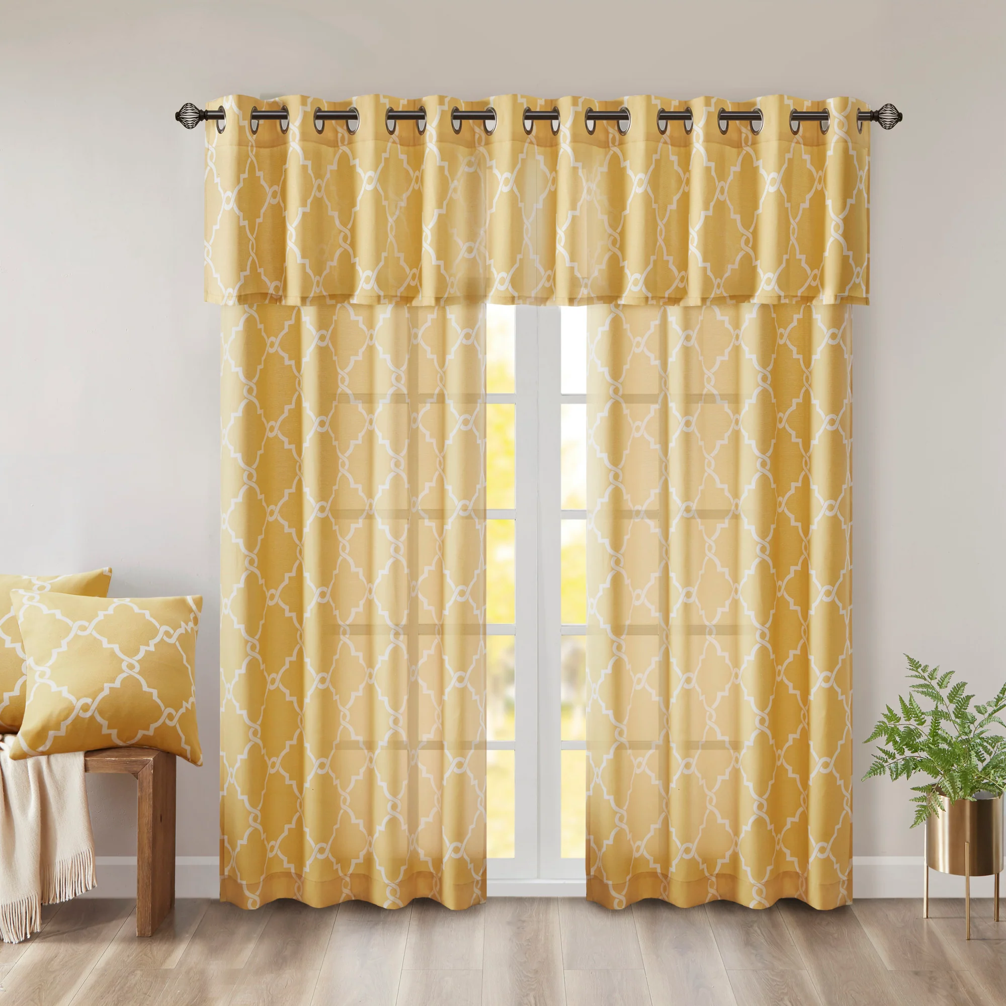 Saratoga Fretwork Print Grommet Top Window Valance - Image 28