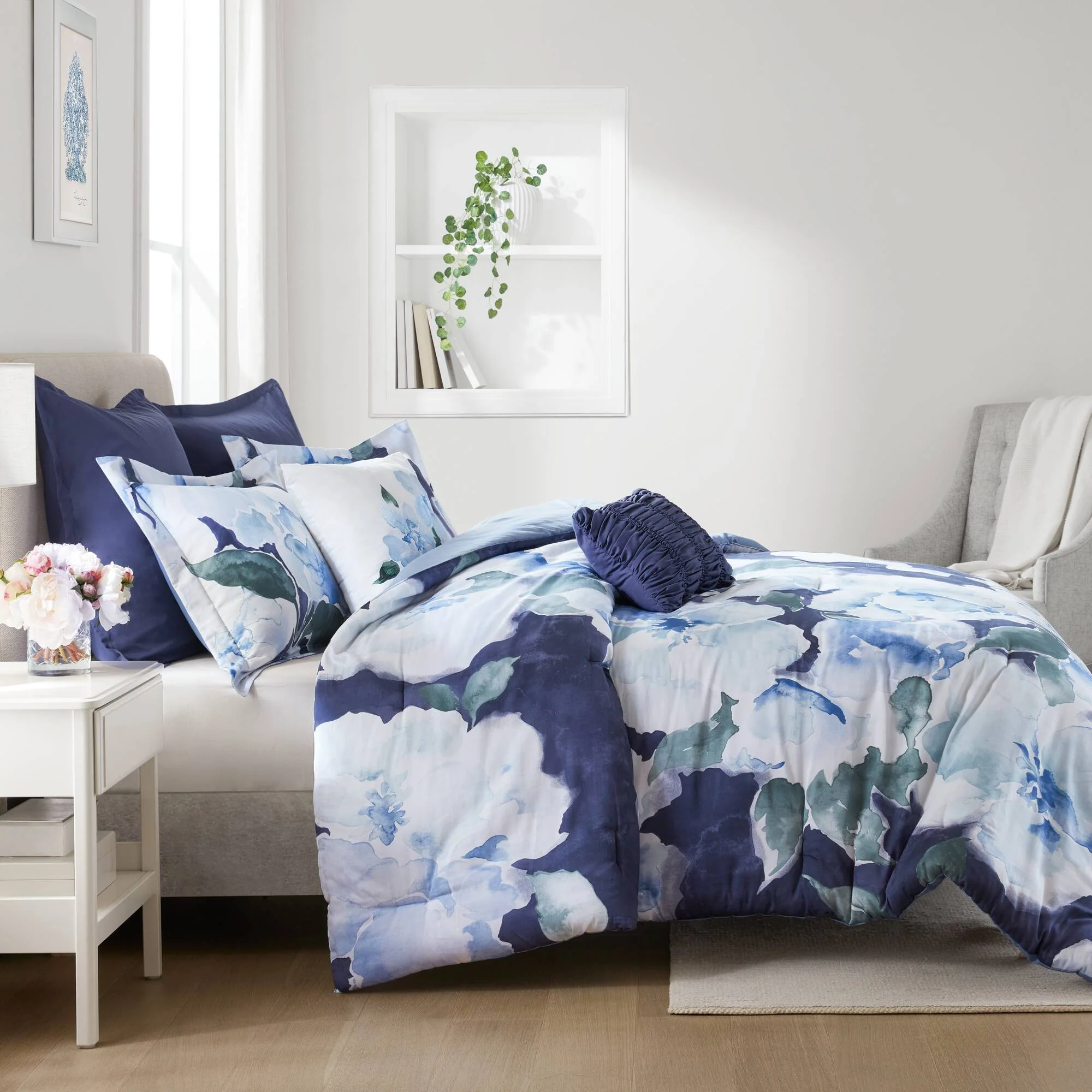 Shanti 7-Piece Comforter Set - Image 28