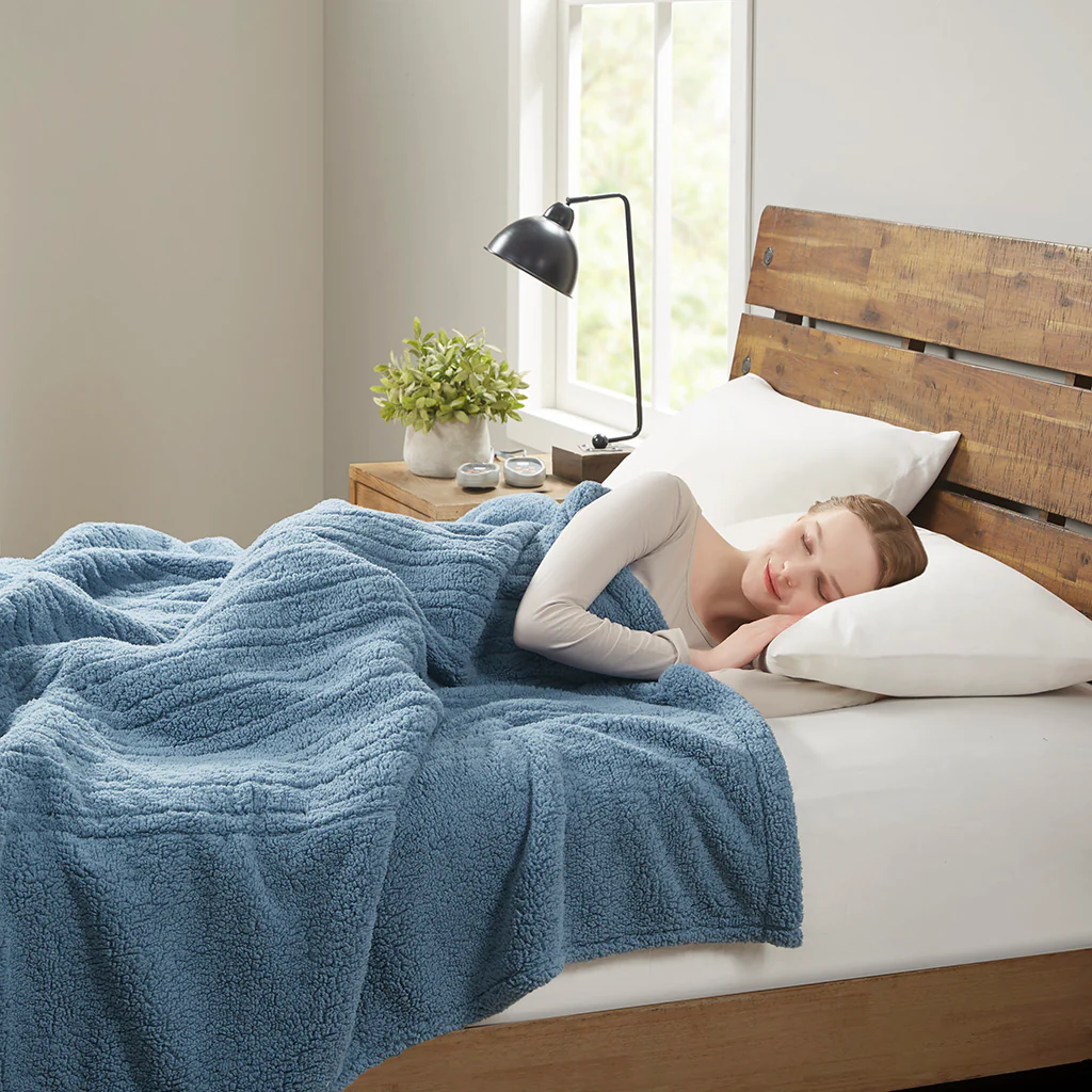Sherpa Heated Blanket - Image 13