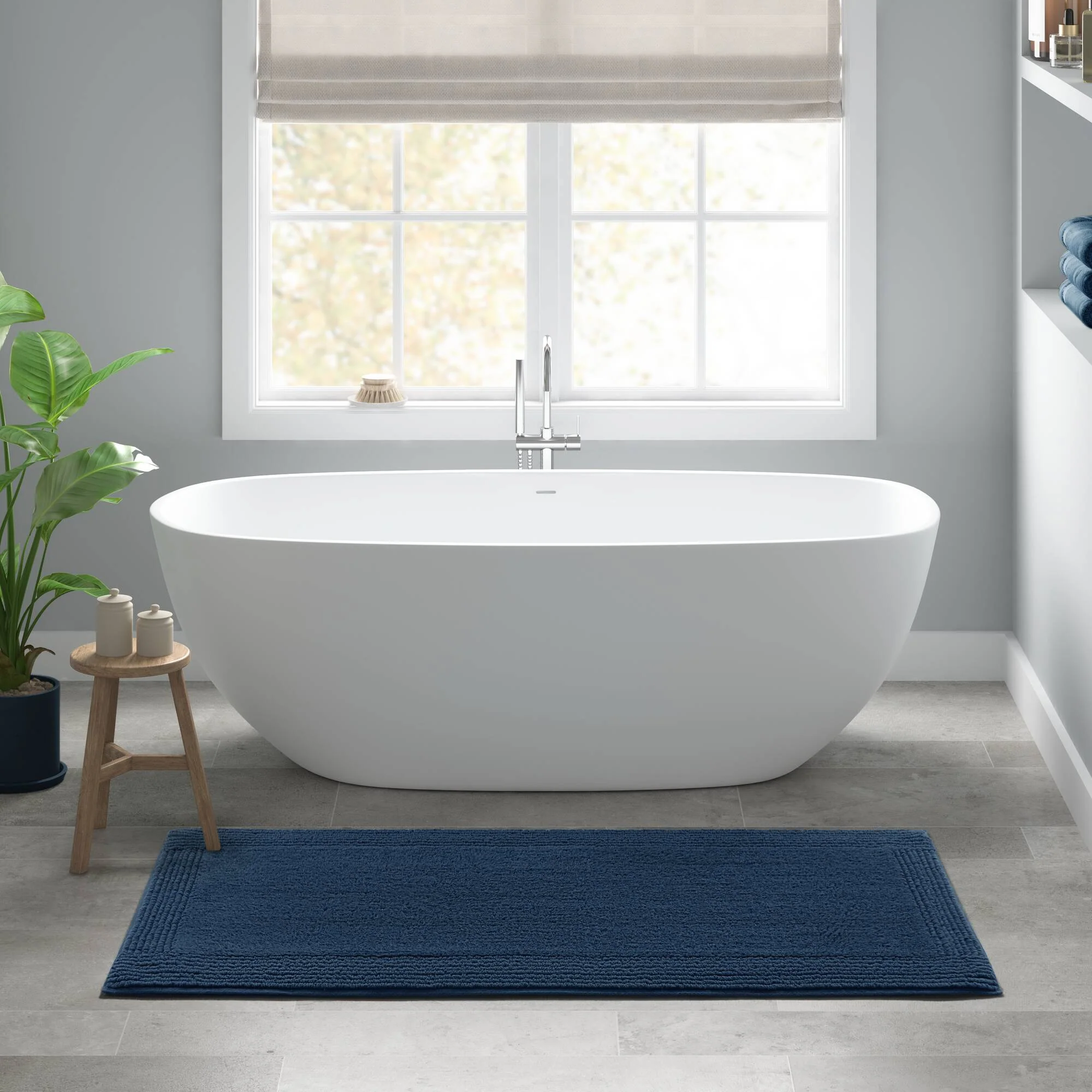 Splendor 100% Cotton Tufted 3000 GSM Reversible Bath Rug - Image 6