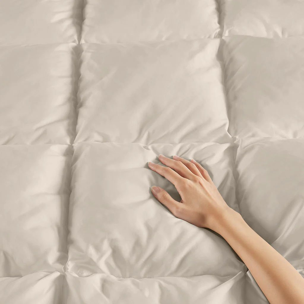 Stay Puffed Overfilled Down Alternative Comforter - Image 18