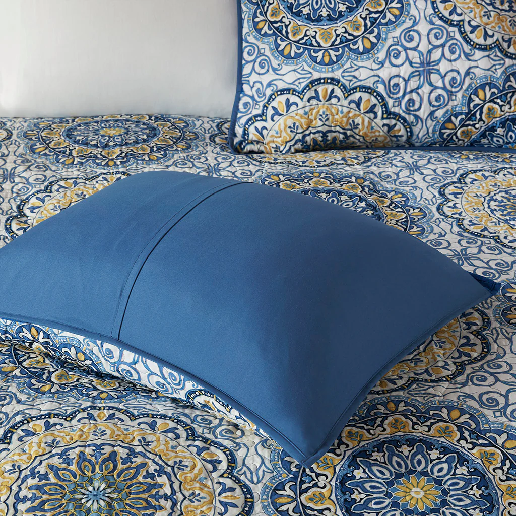 Tangiers 6-Piece Reversible Quilt Set with Throw Pillows - Image 17
