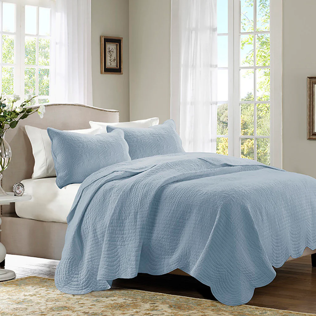 Tuscany 3-Piece Reversible Scalloped Edge Quilt Set - Image 7