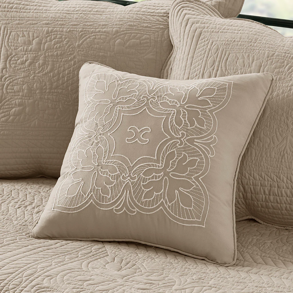 Tuscany 6-Piece Scalloped Edge Daybed Cover Set - Image 21
