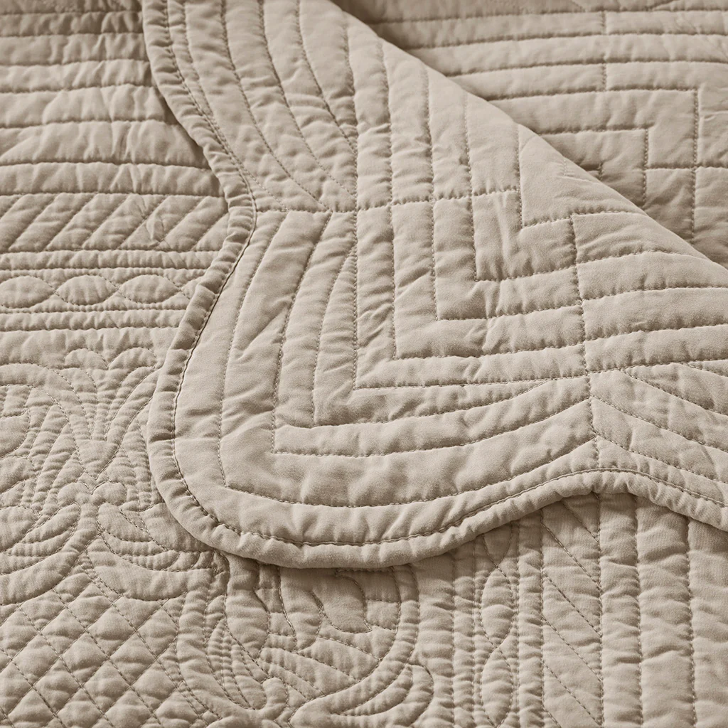 Tuscany 6-Piece Scalloped Edge Daybed Cover Set - Image 33