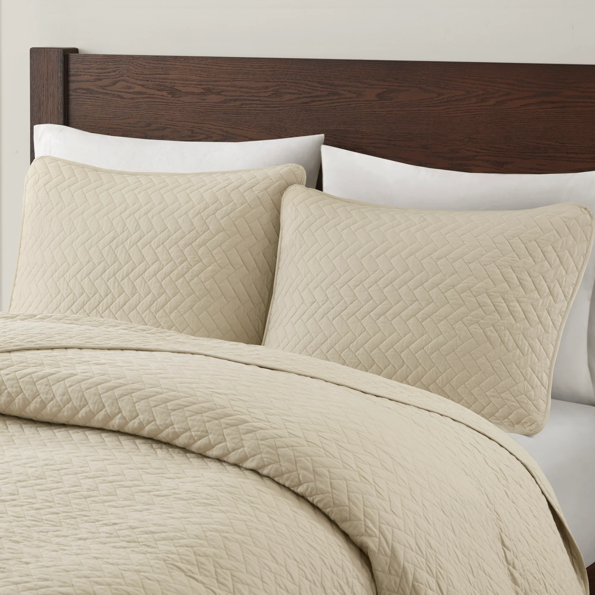Velvet Touch 3-Piece Luxurious Oversized Quilt Set - Image 14