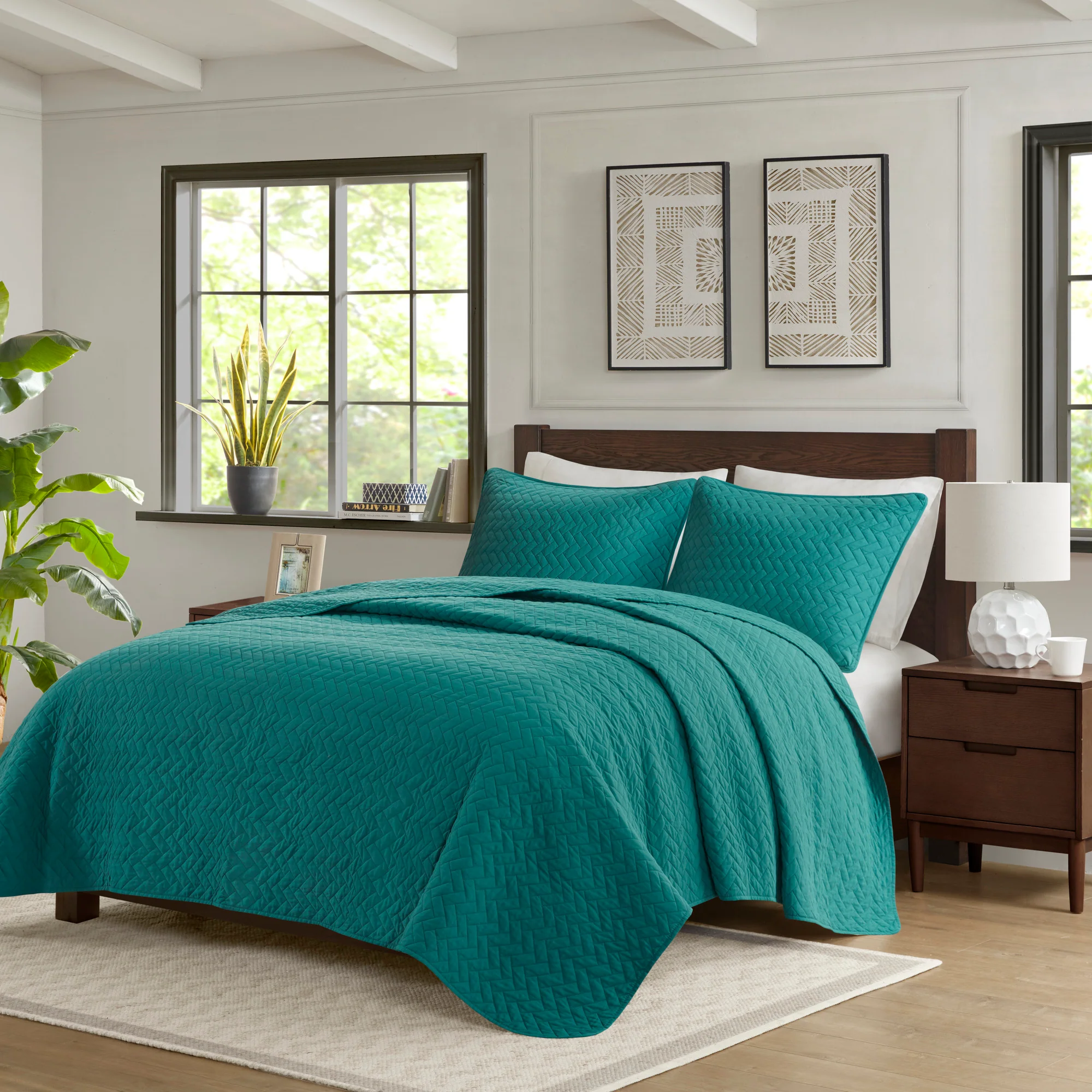 Velvet Touch 3-Piece Luxurious Oversized Quilt Set - Image 23